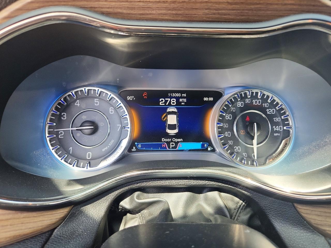 2015 Chrysler 200 C Серый vin: 1C3CCCCBXFN538711