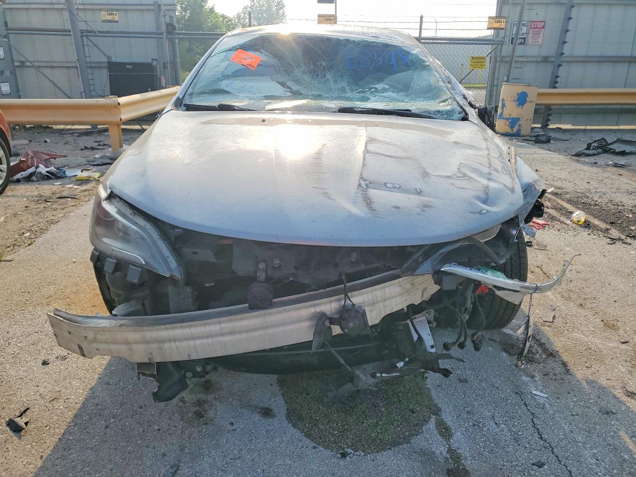 2015 Chrysler 200 C Silver vin: 1C3CCCCG1FN635954