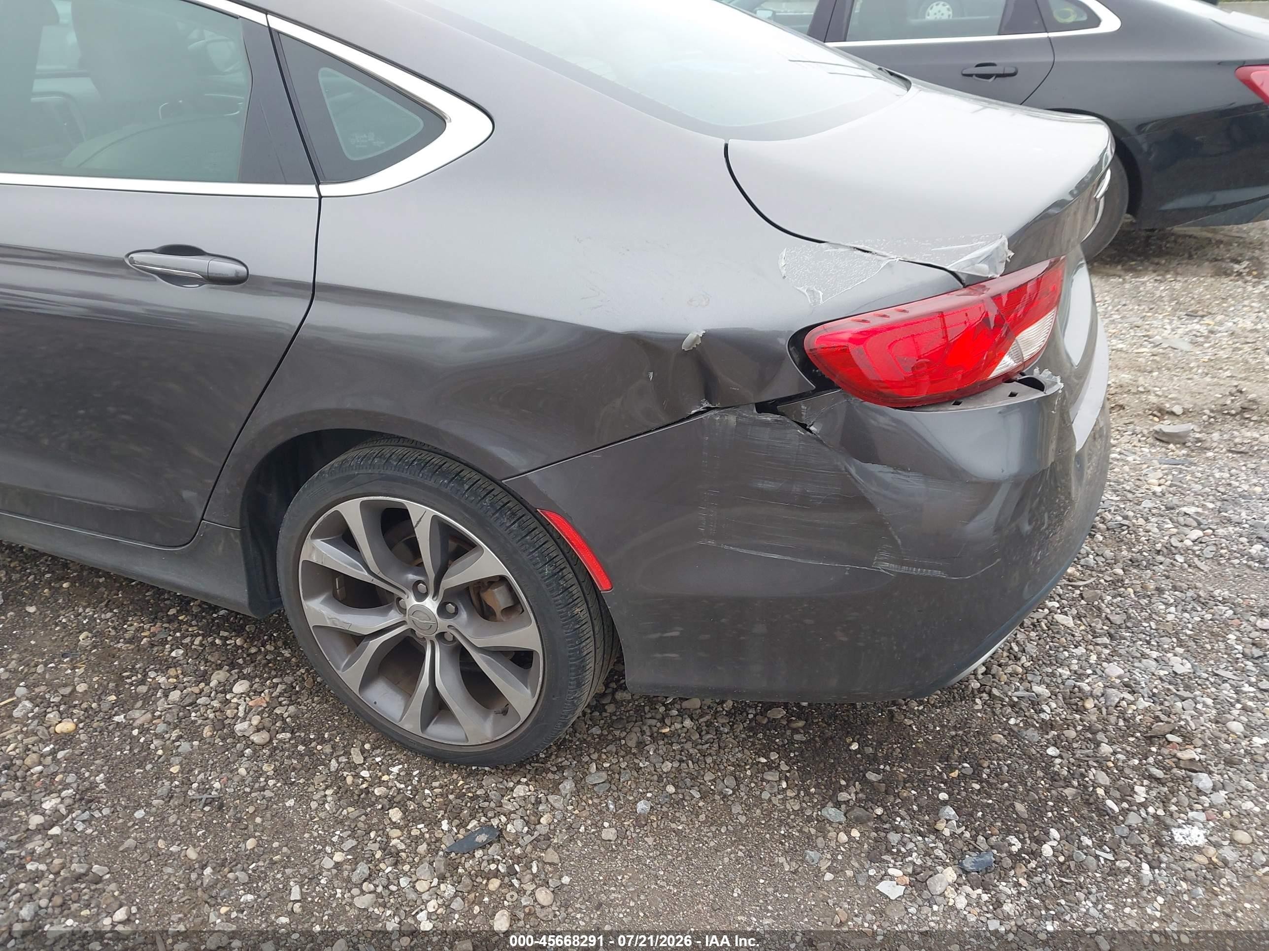 2015 Chrysler 200 C Gray vin: 1C3CCCCG2FN545681