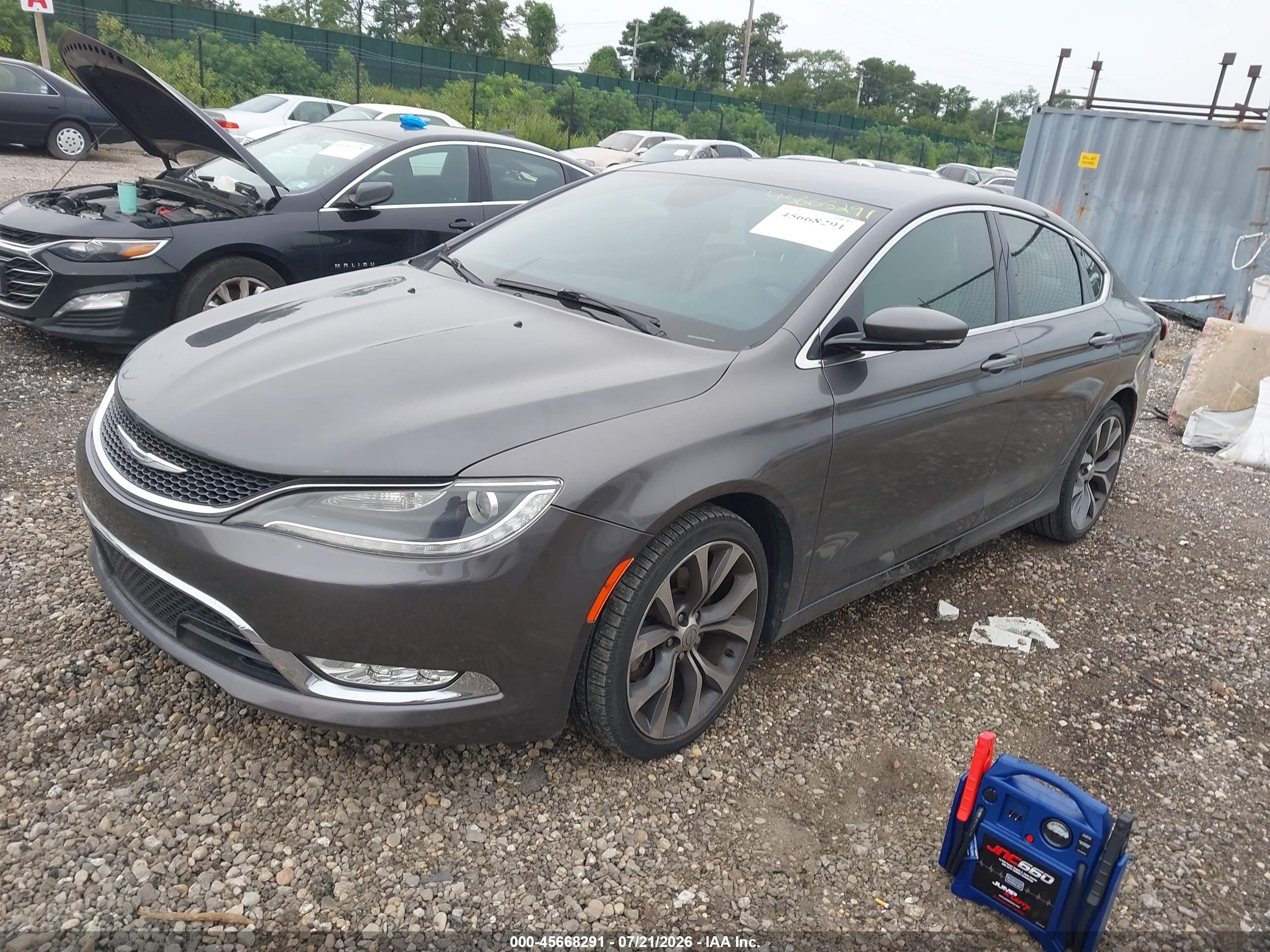 2015 Chrysler 200 C Gray vin: 1C3CCCCG2FN545681