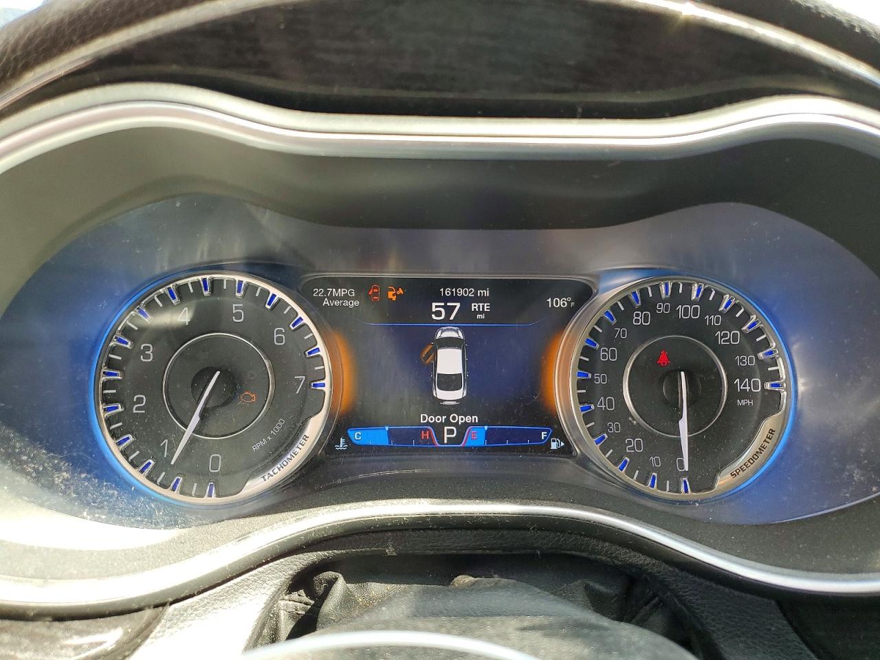 2015 Chrysler 200 C Черный vin: 1C3CCCCG2FN733438