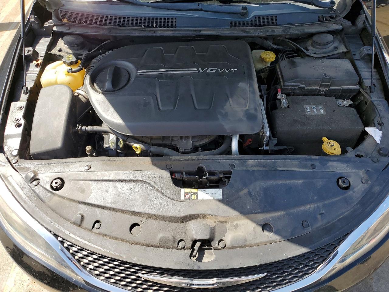 2015 Chrysler 200 C Черный vin: 1C3CCCCG2FN733438