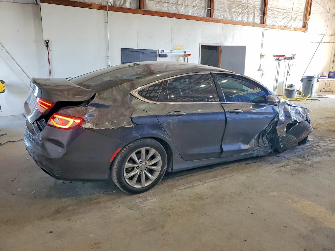 2015 Chrysler 200 C Gray vin: 1C3CCCCG4FN522385