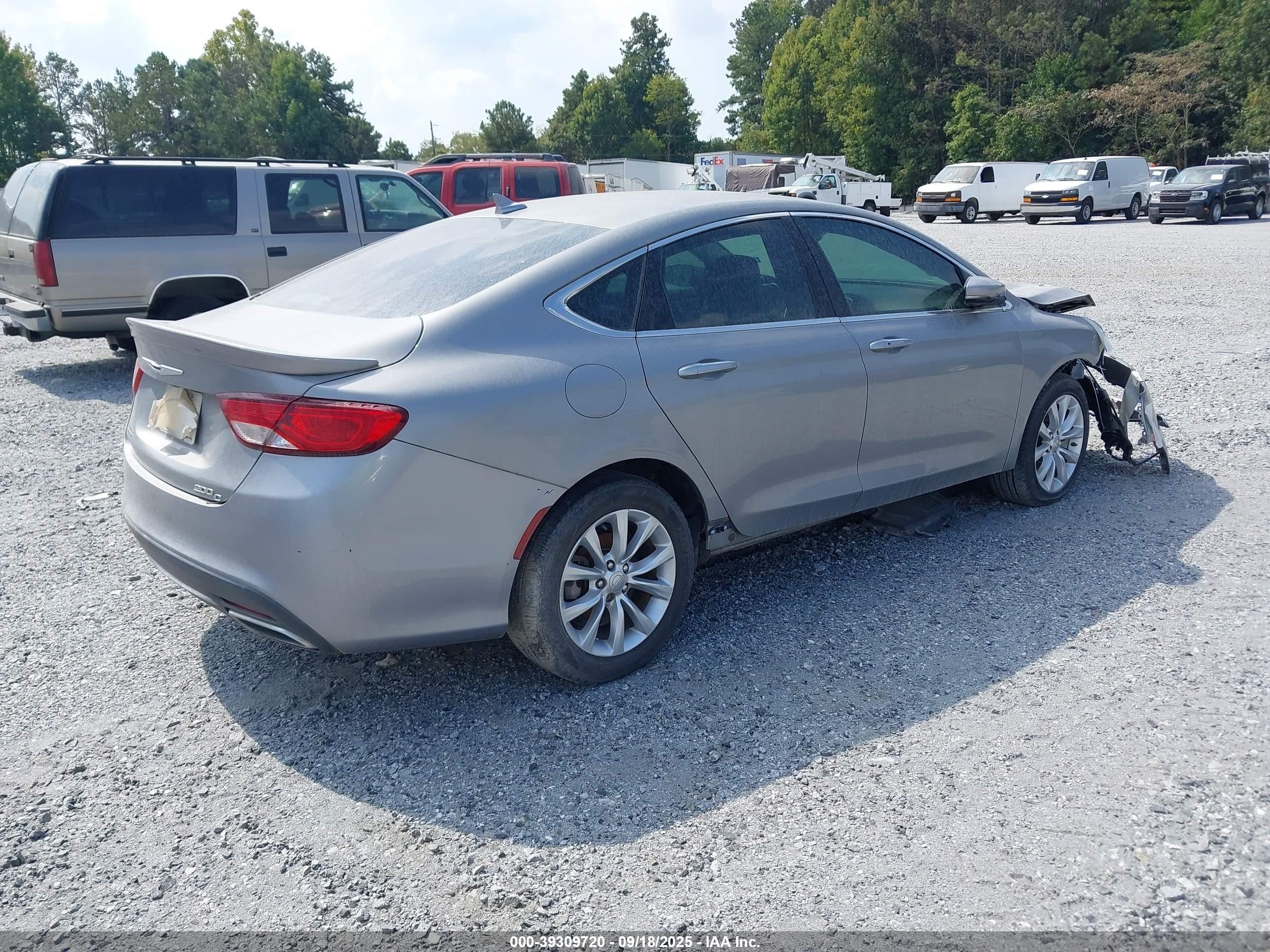 2015 Chrysler 200 C Silver vin: 1C3CCCCG5FN515400