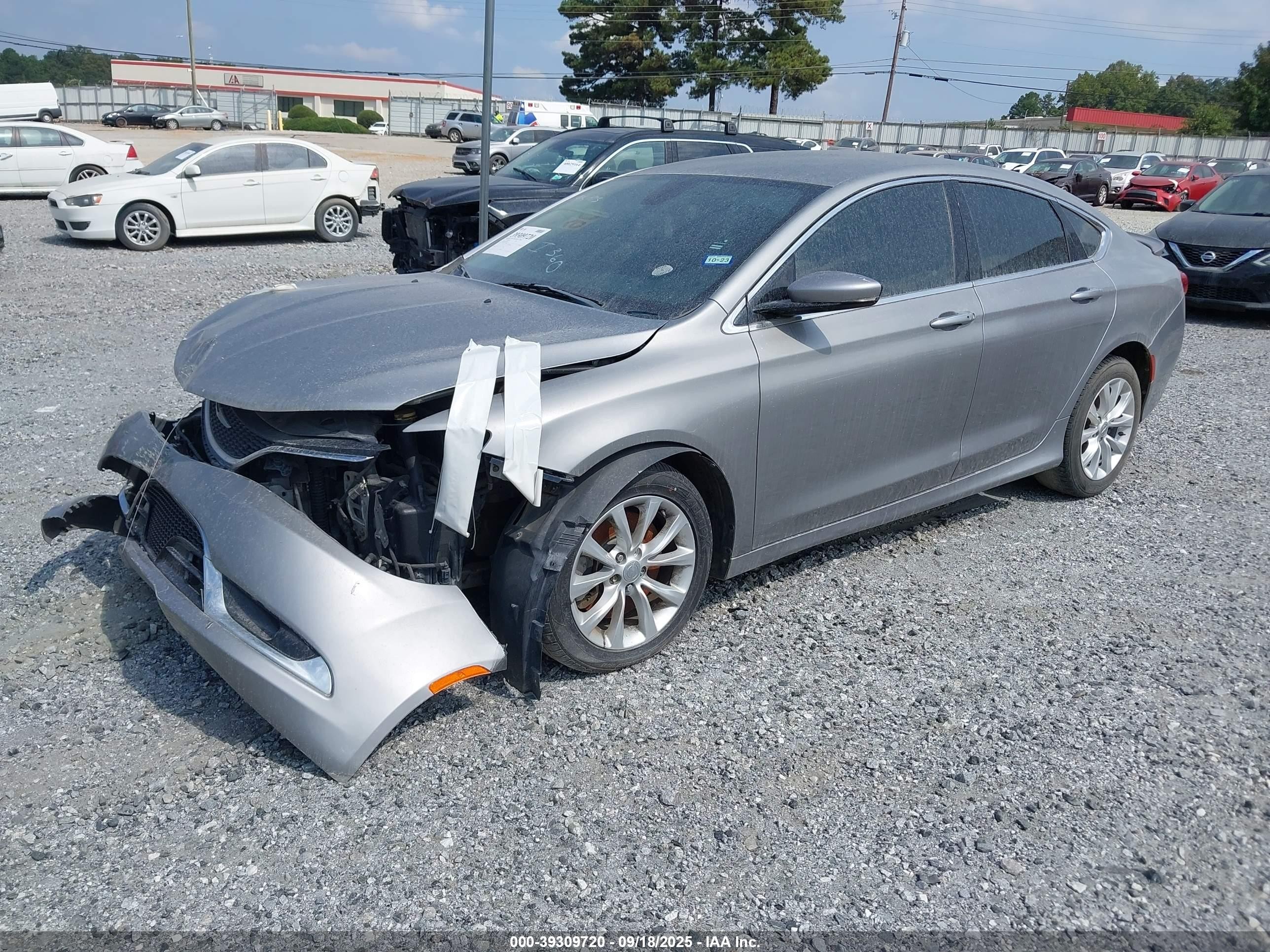 2015 Chrysler 200 C Silver vin: 1C3CCCCG5FN515400