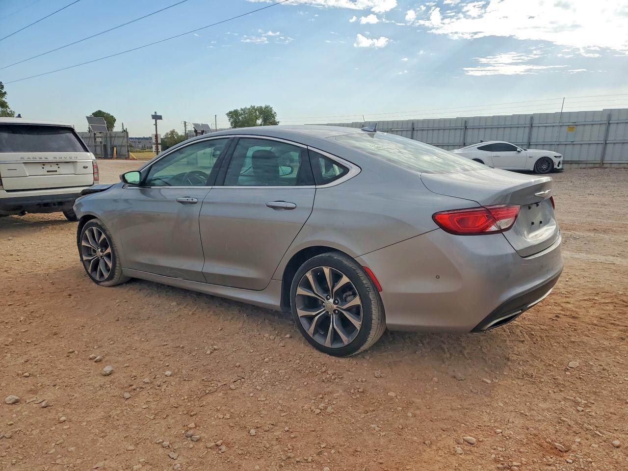 2015 Chrysler 200 C Серебряный vin: 1C3CCCCG5FN520225