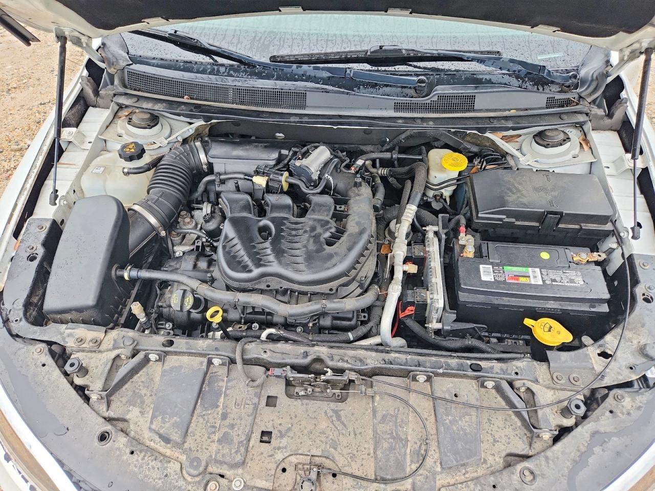 2015 Chrysler 200 C Белый vin: 1C3CCCCG5FN581476