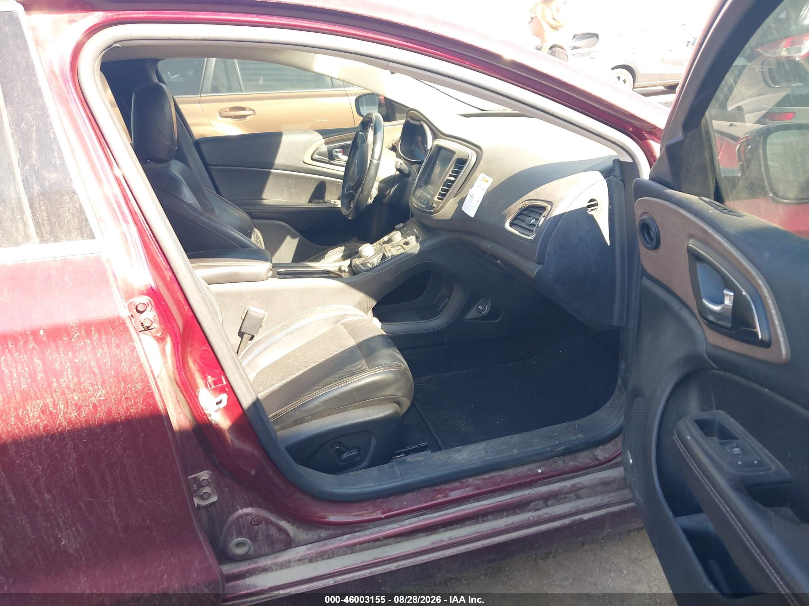 2015 Chrysler 200 C Maroon vin: 1C3CCCCG5FN608949