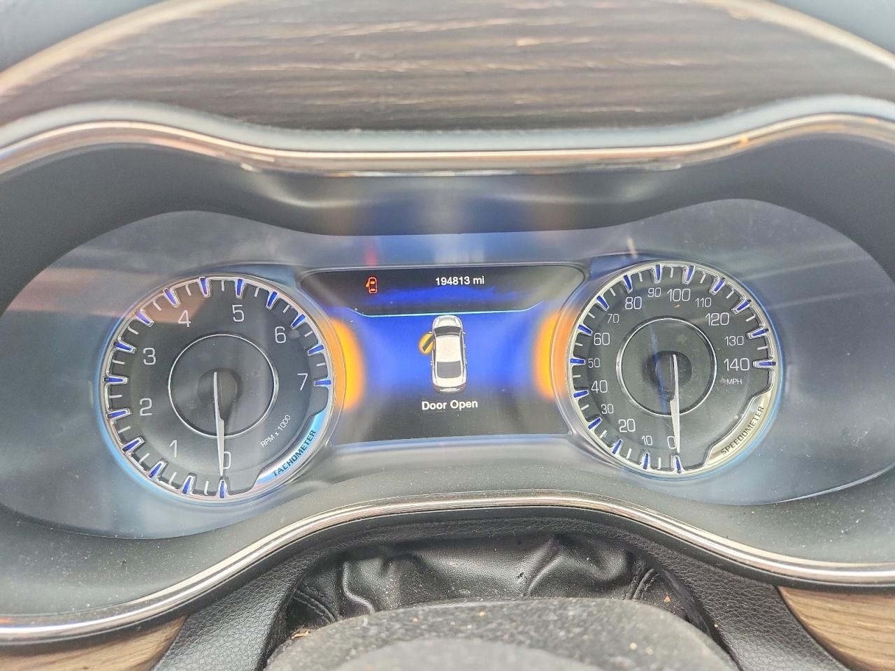 2015 Chrysler 200 C Белый vin: 1C3CCCCG6FN528074