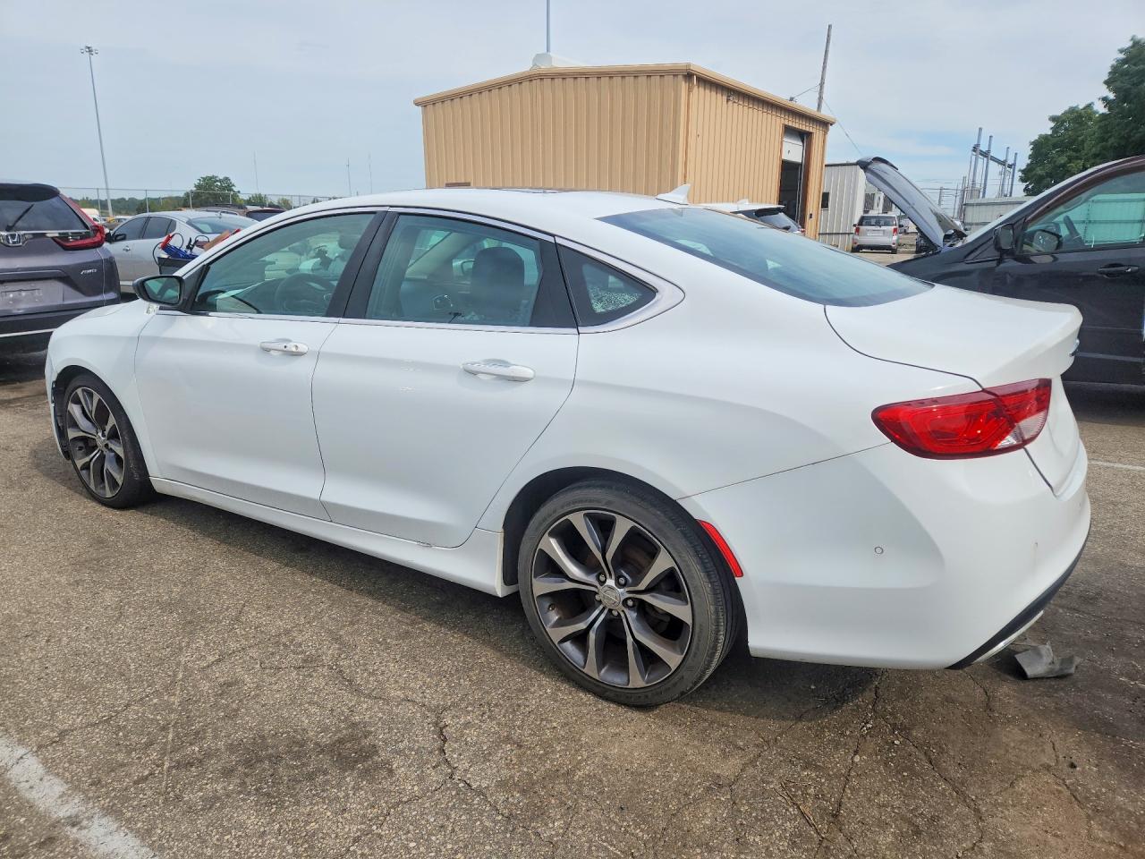 2015 Chrysler 200 C Белый vin: 1C3CCCCG6FN528074