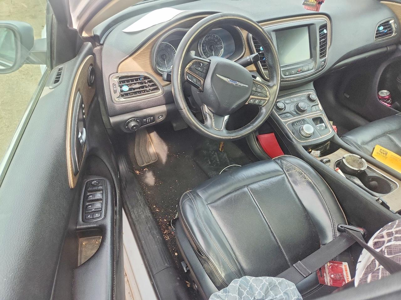 2015 Chrysler 200 C Белый vin: 1C3CCCCG6FN528074