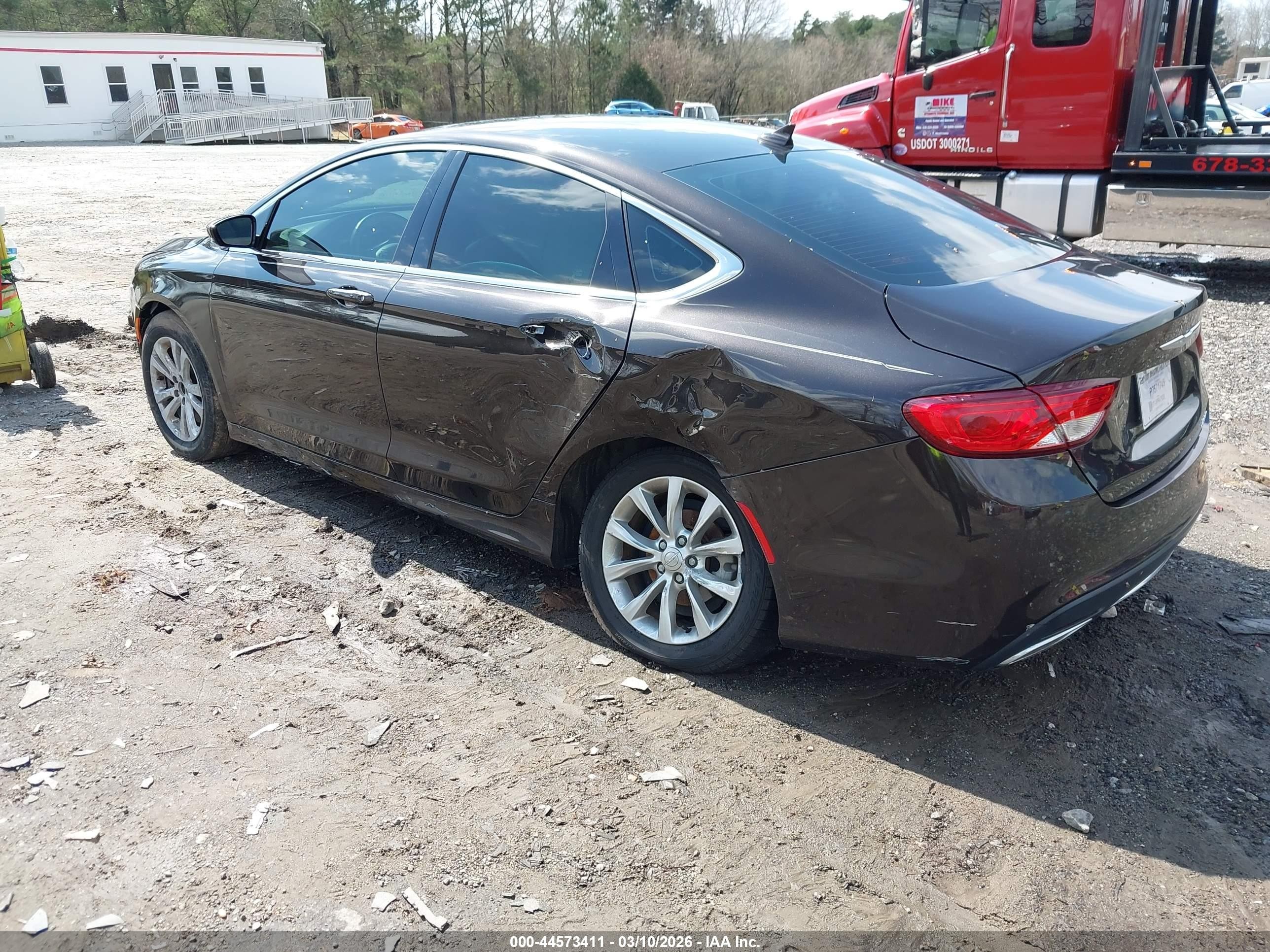 2015 Chrysler 200 C Brown vin: 1C3CCCCG6FN565285