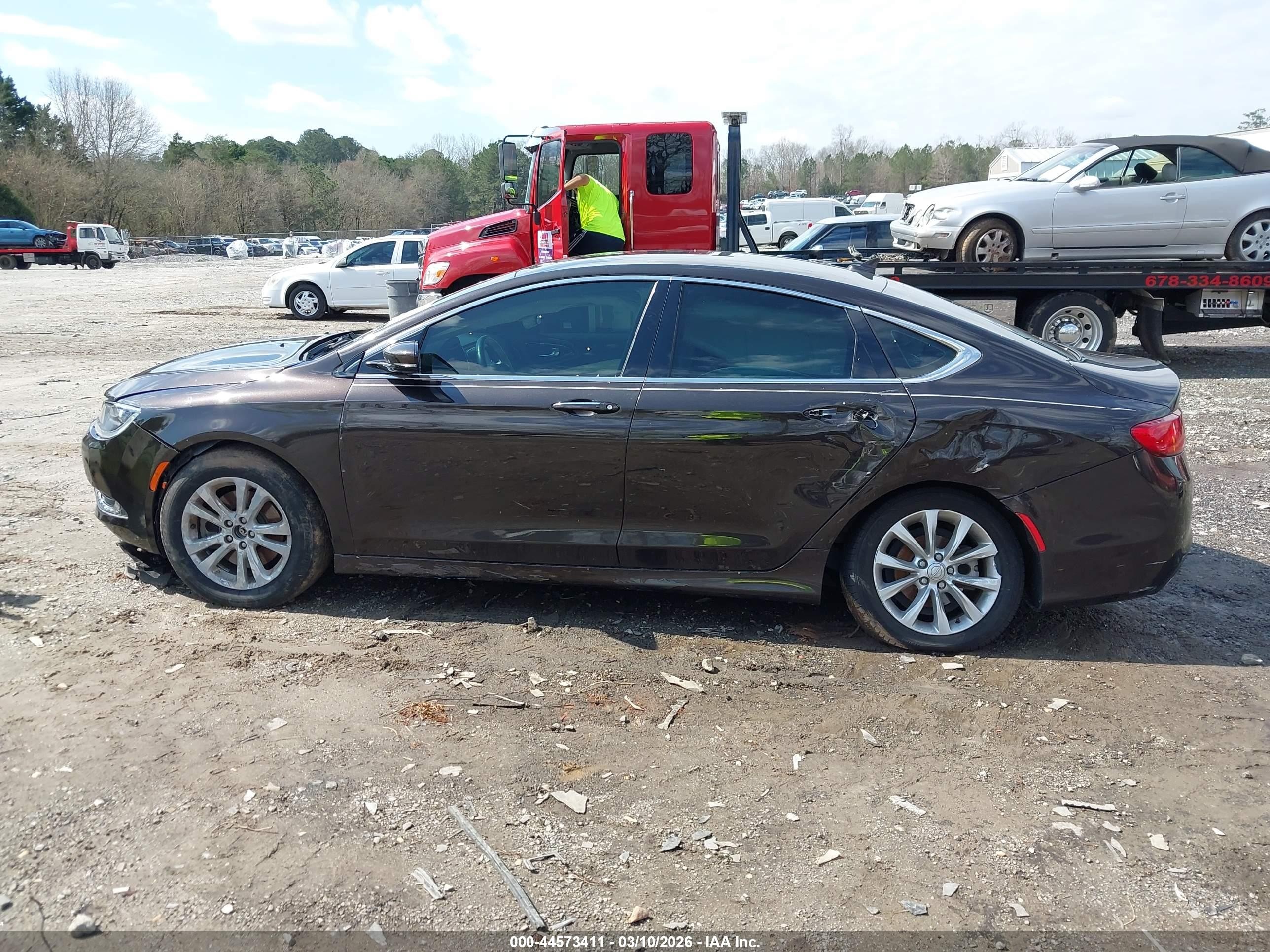 2015 Chrysler 200 C Brown vin: 1C3CCCCG6FN565285