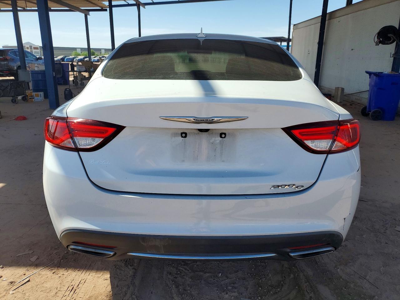2015 Chrysler 200 C White vin: 1C3CCCCG6FN567599