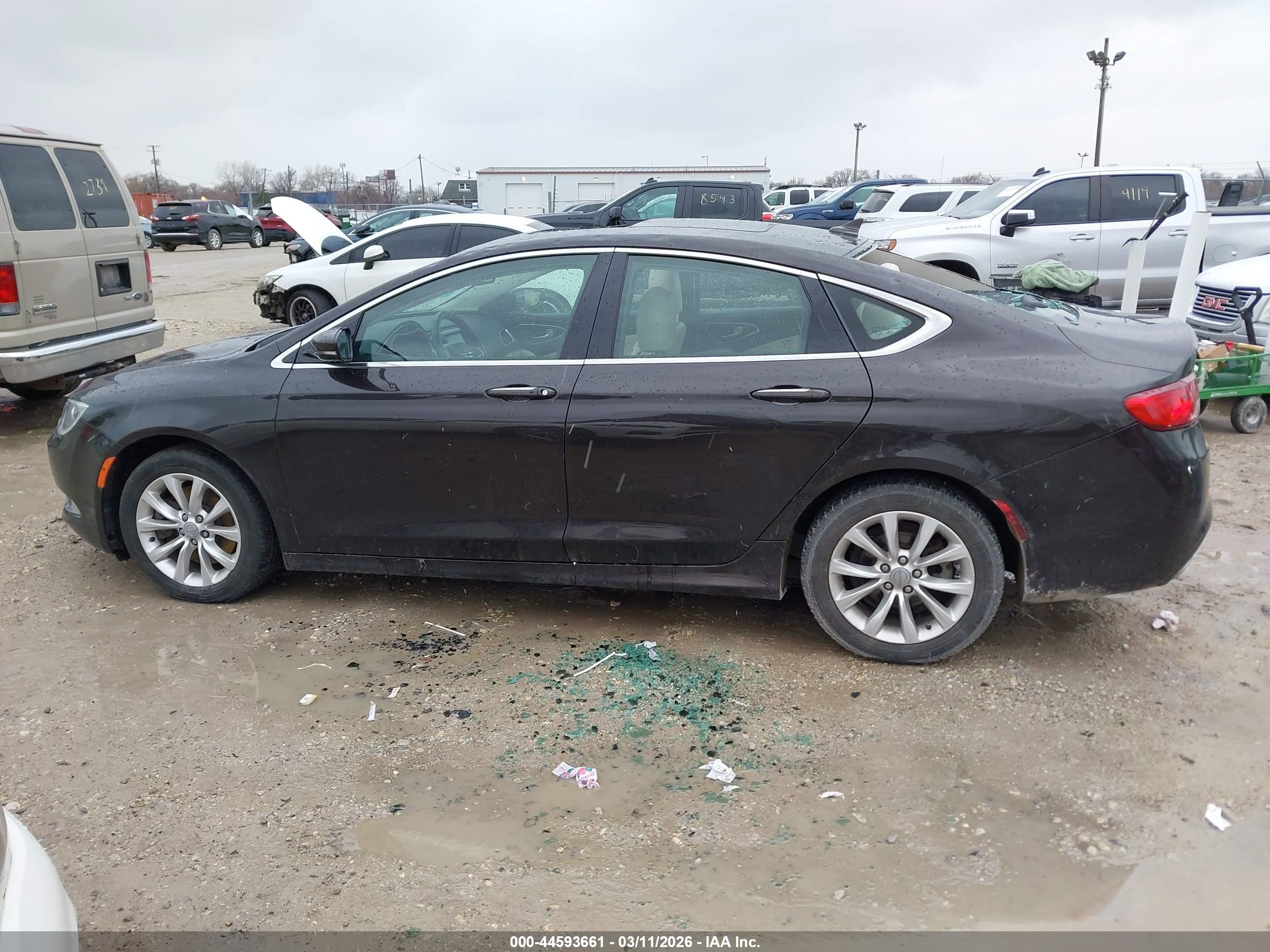 2015 Chrysler 200 C Коричневый vin: 1C3CCCCG7FN599929