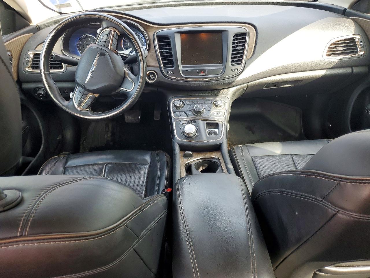 2015 Chrysler 200 C Blue vin: 1C3CCCCG8FN510174