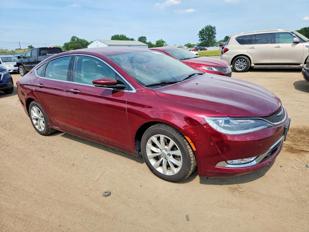 2015 Chrysler 200 C Red vin: 1C3CCCCG8FN616009