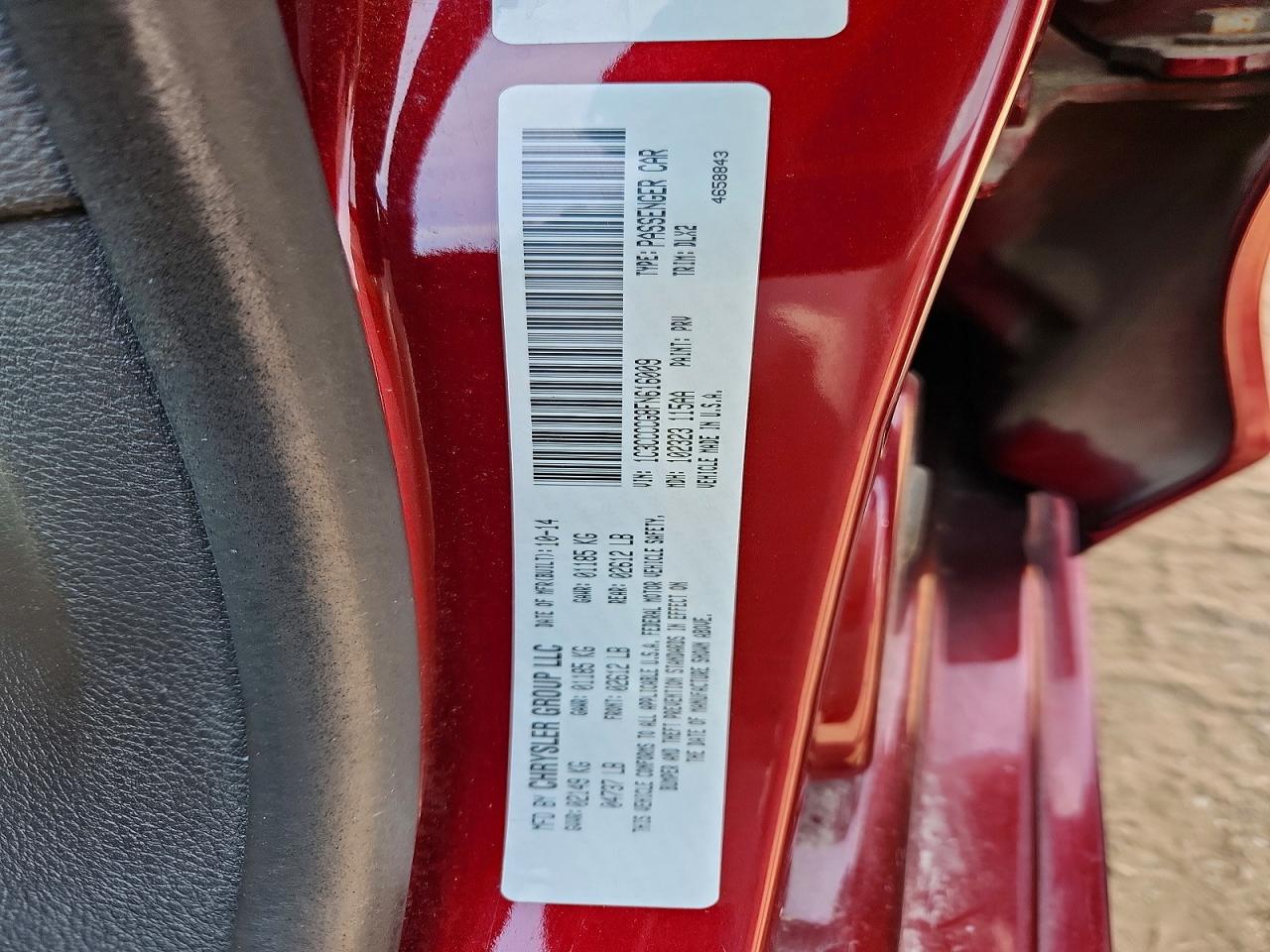 2015 Chrysler 200 C Red vin: 1C3CCCCG8FN616009