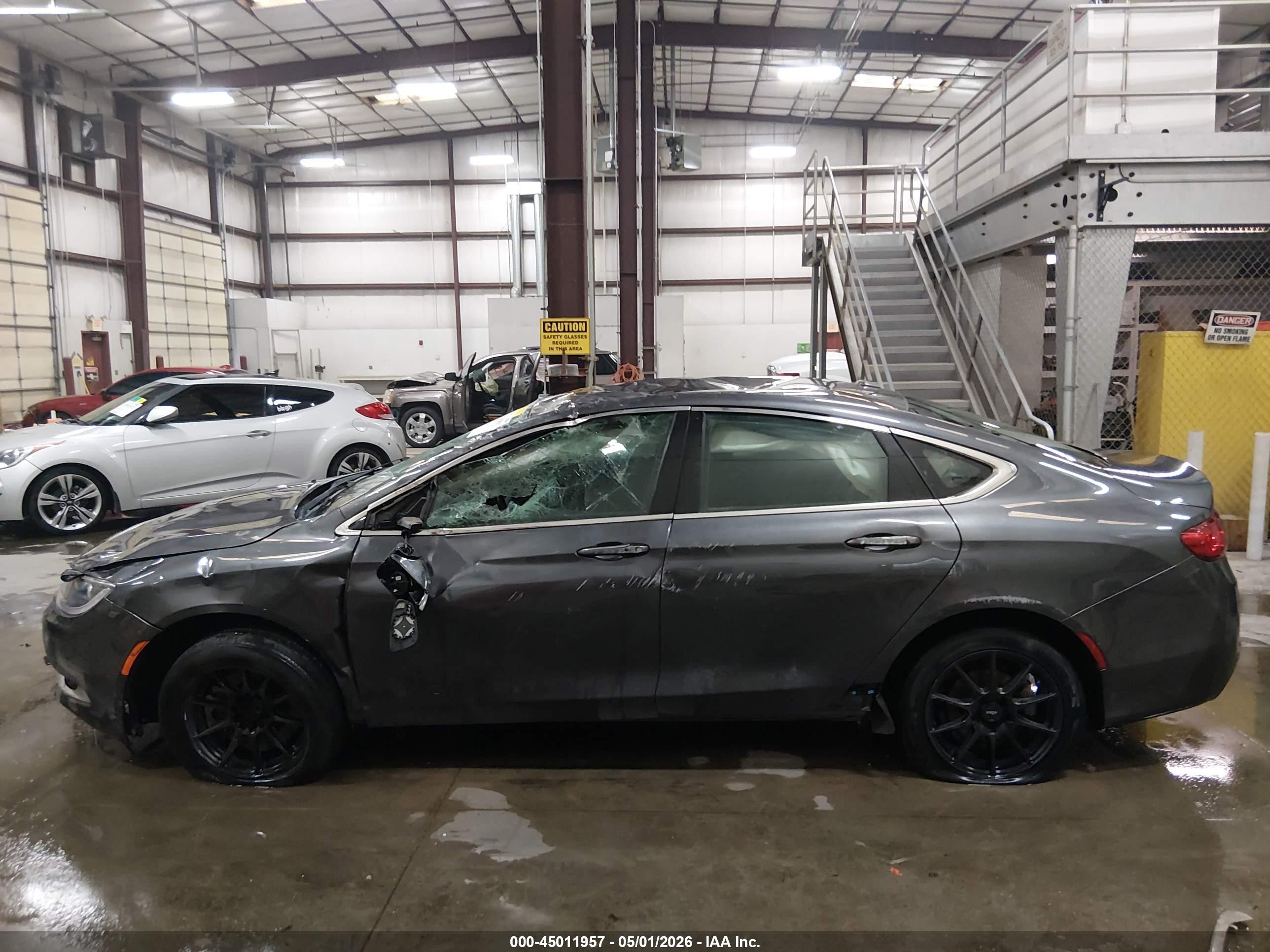 2015 Chrysler 200 C Серый vin: 1C3CCCCG9FN517117