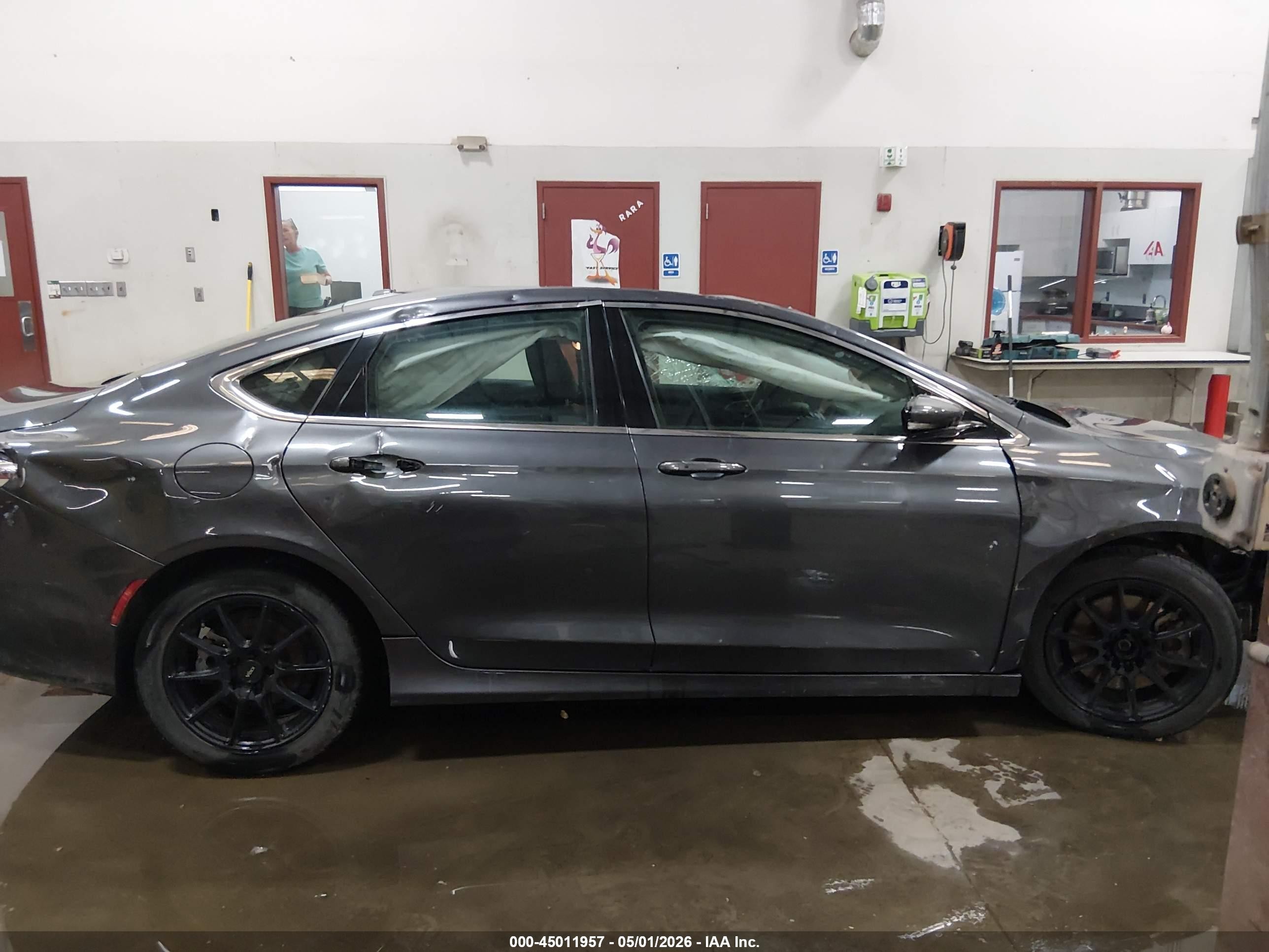 2015 Chrysler 200 C Серый vin: 1C3CCCCG9FN517117