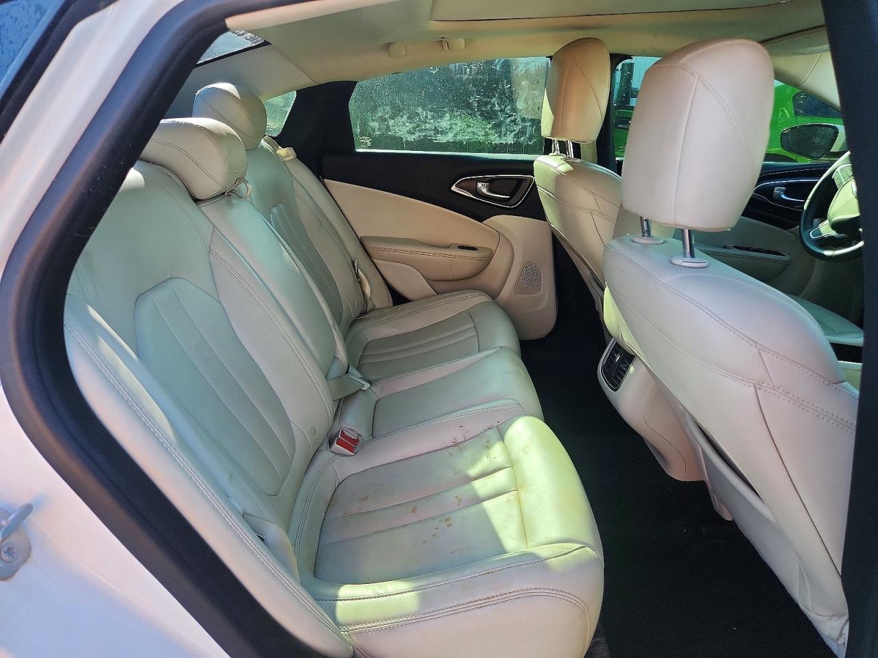 2016 Chrysler 200 C Белый vin: 1C3CCCCG9GN124350
