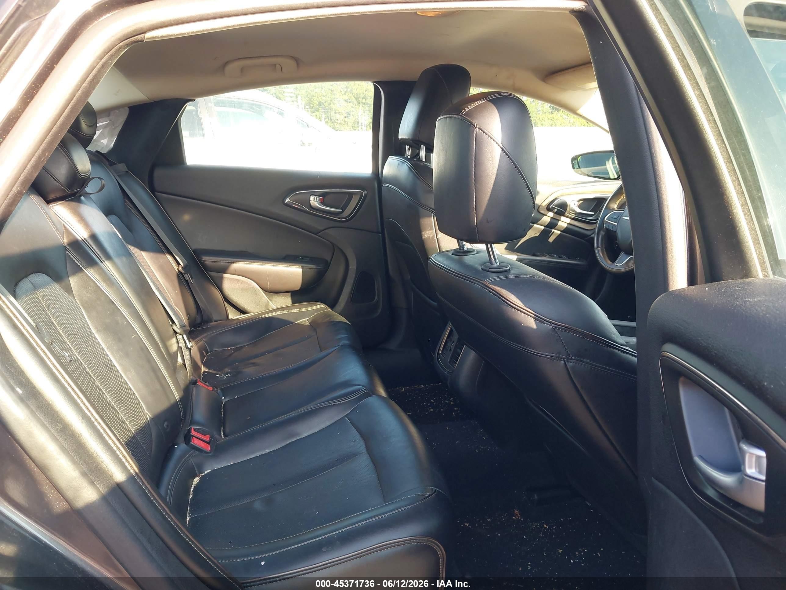 2015 Chrysler 200 C Gray vin: 1C3CCCCGXFN509933