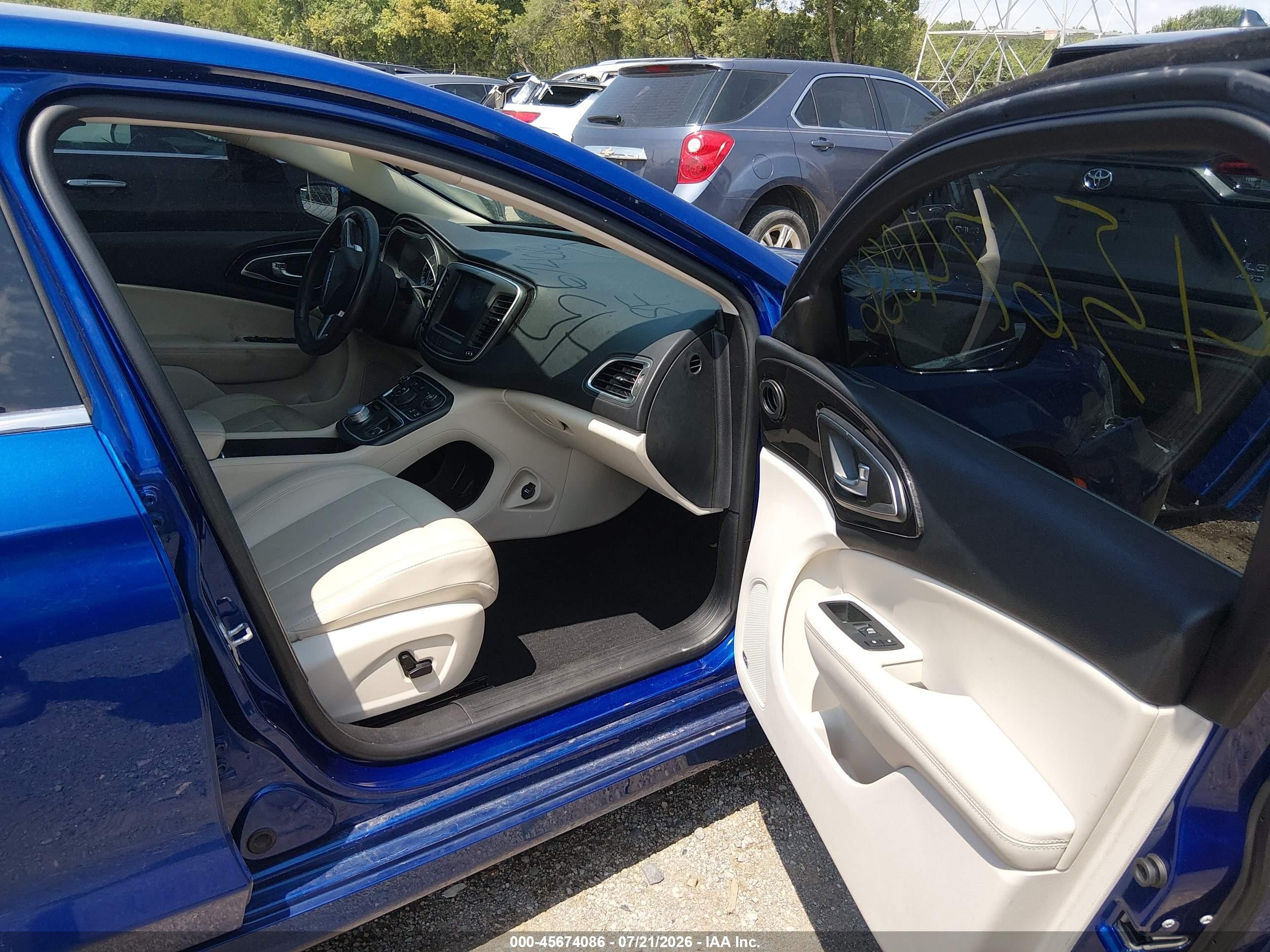 2015 Chrysler 200 C Blue vin: 1C3CCCCGXFN519698
