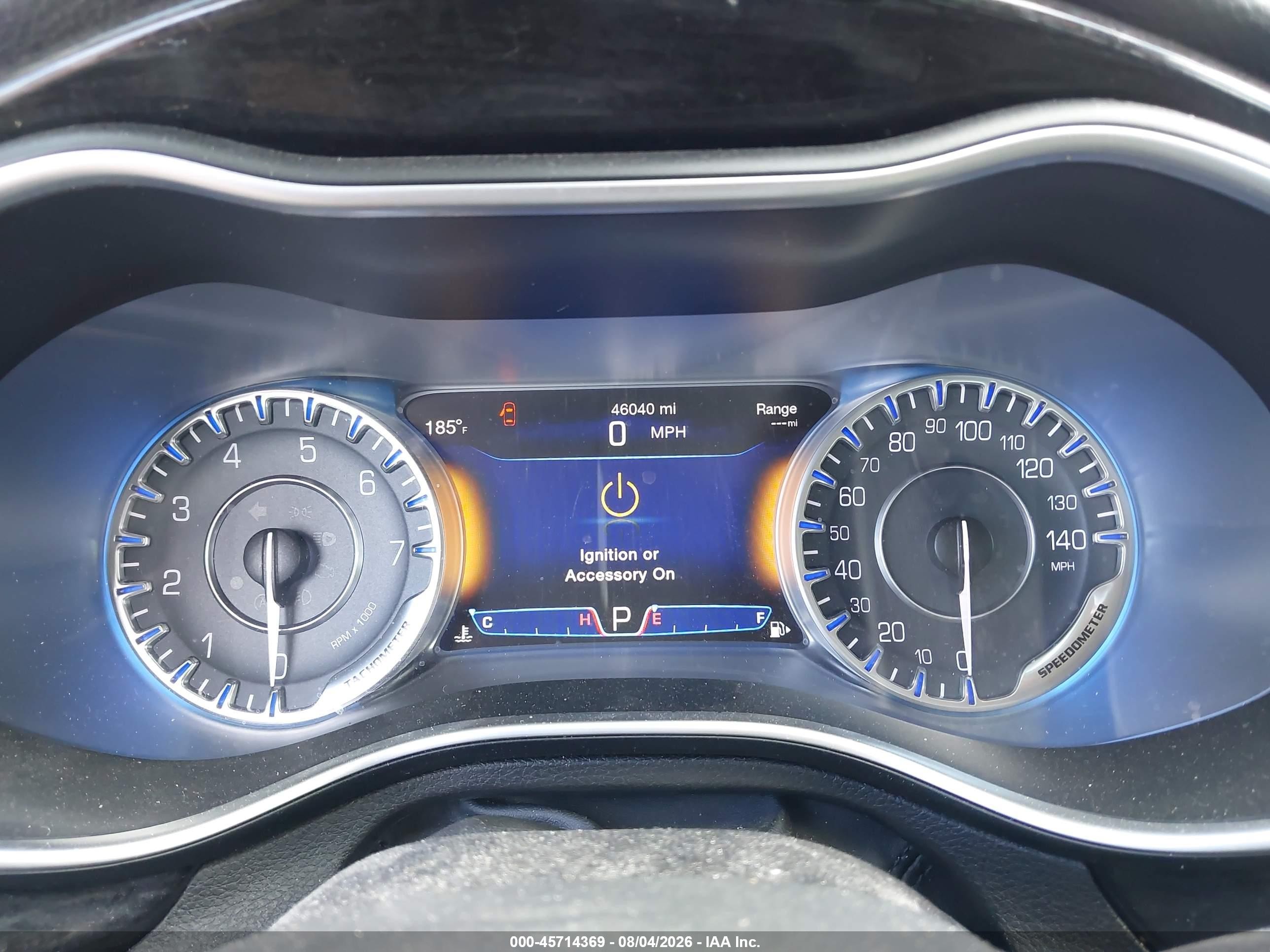 2015 Chrysler 200 C Silver vin: 1C3CCCCGXFN519992