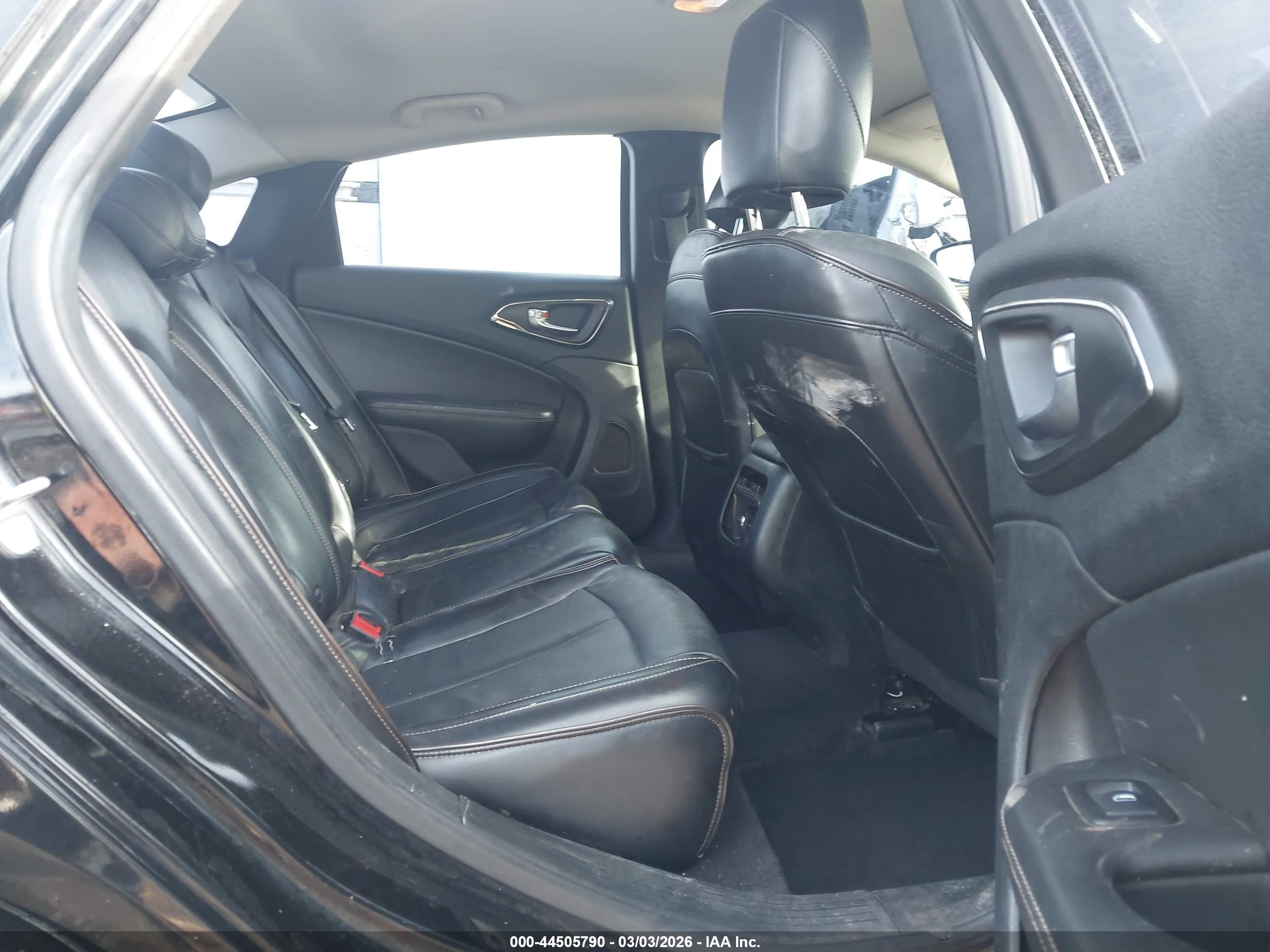 2015 Chrysler 200 C Black vin: 1C3CCCCGXFN549073
