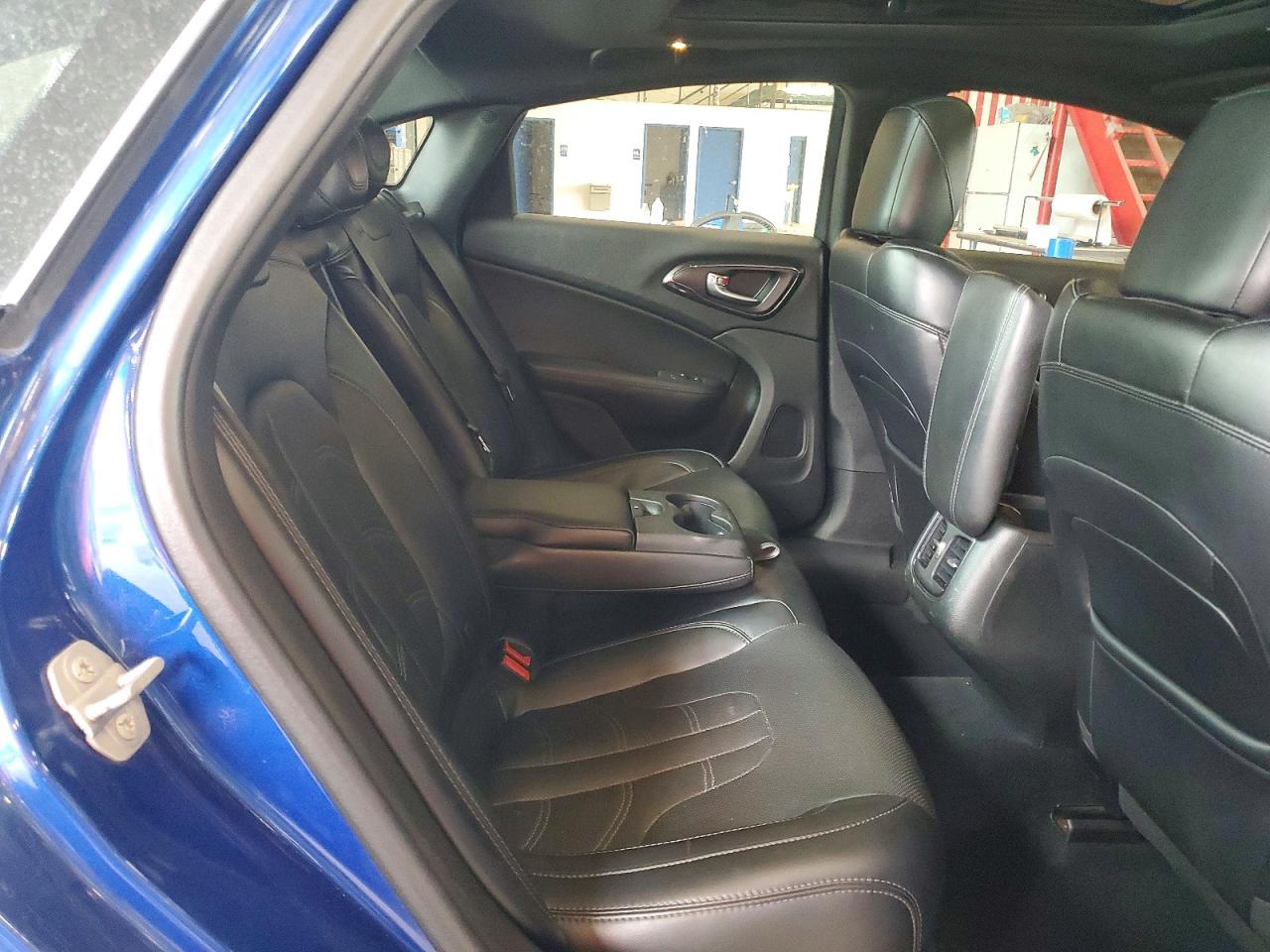 2015 Chrysler 200 S Blue vin: 1C3CCCDG0FN589449