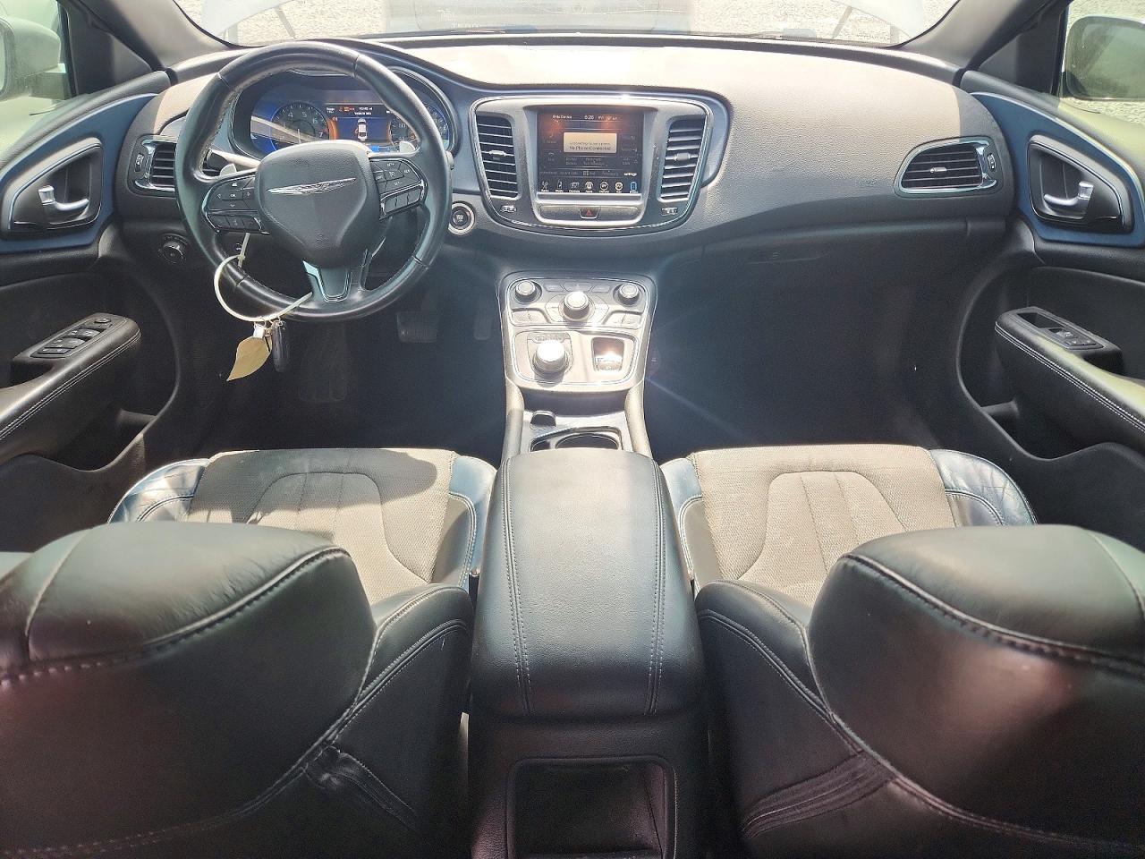 2015 Chrysler 200 S Silver vin: 1C3CCCDG0FN627858