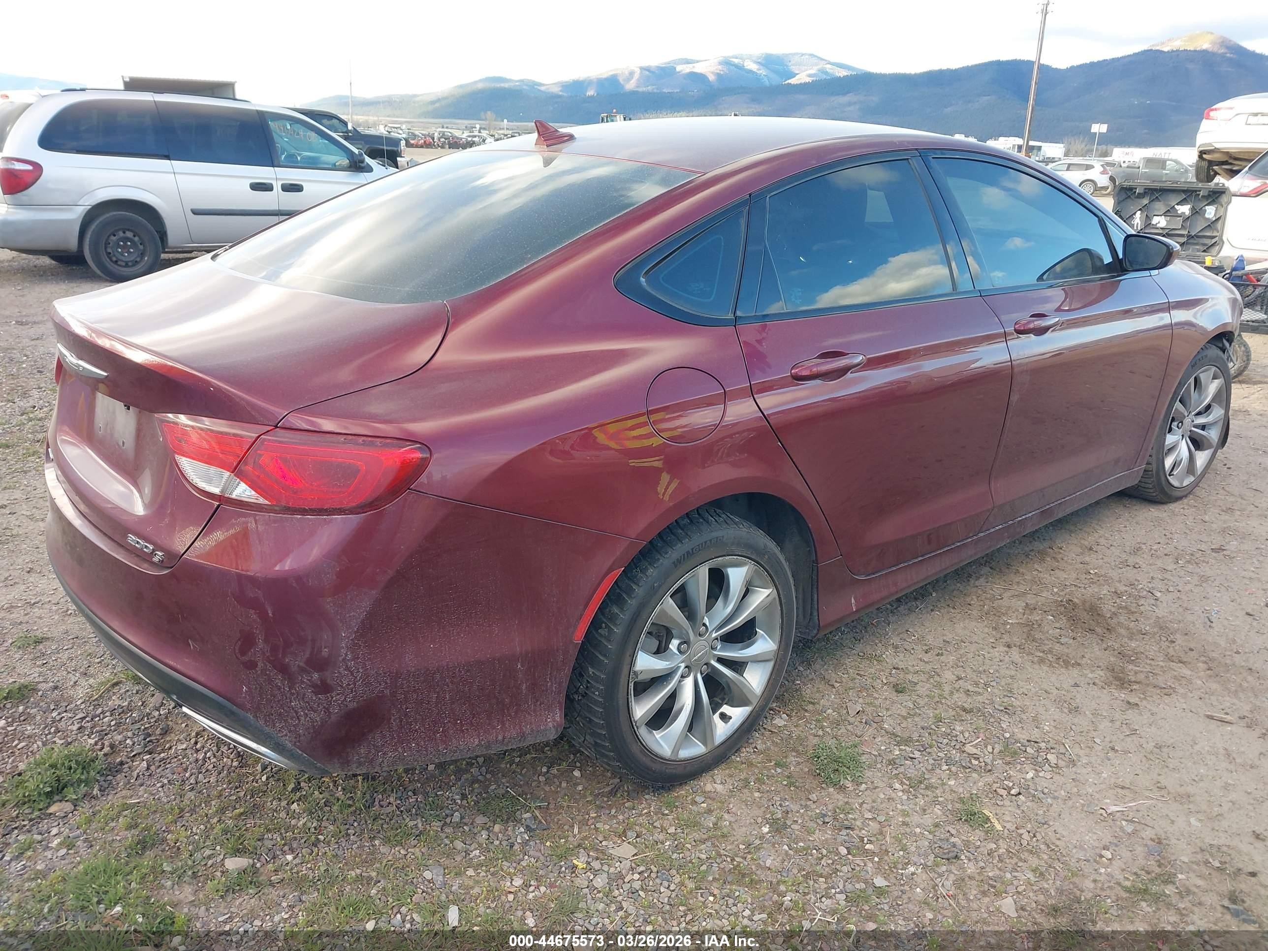 2015 Chrysler 200 S Red vin: 1C3CCCDG0FN686862