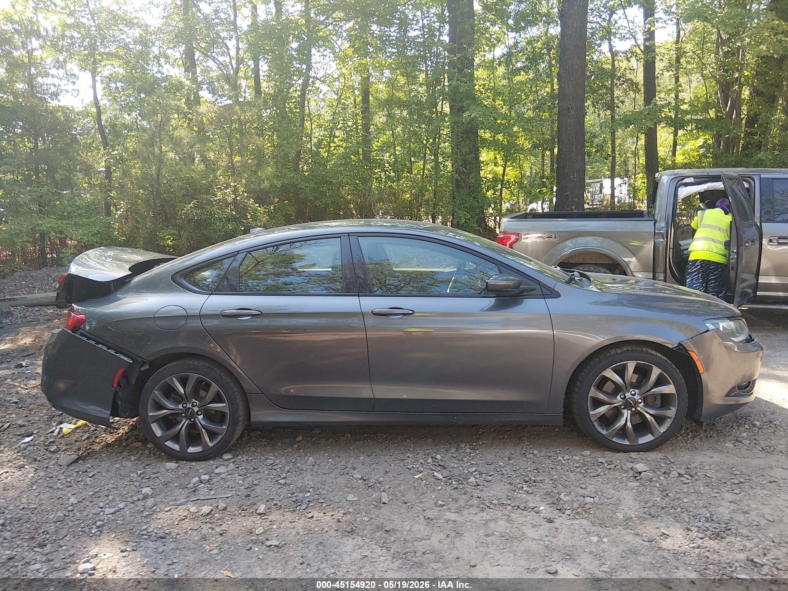 2015 Chrysler 200 S Silver vin: 1C3CCCDG3FN500487