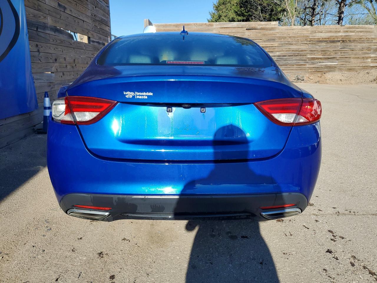 2015 Chrysler 200 S Blue vin: 1C3CCCDG3FN598078