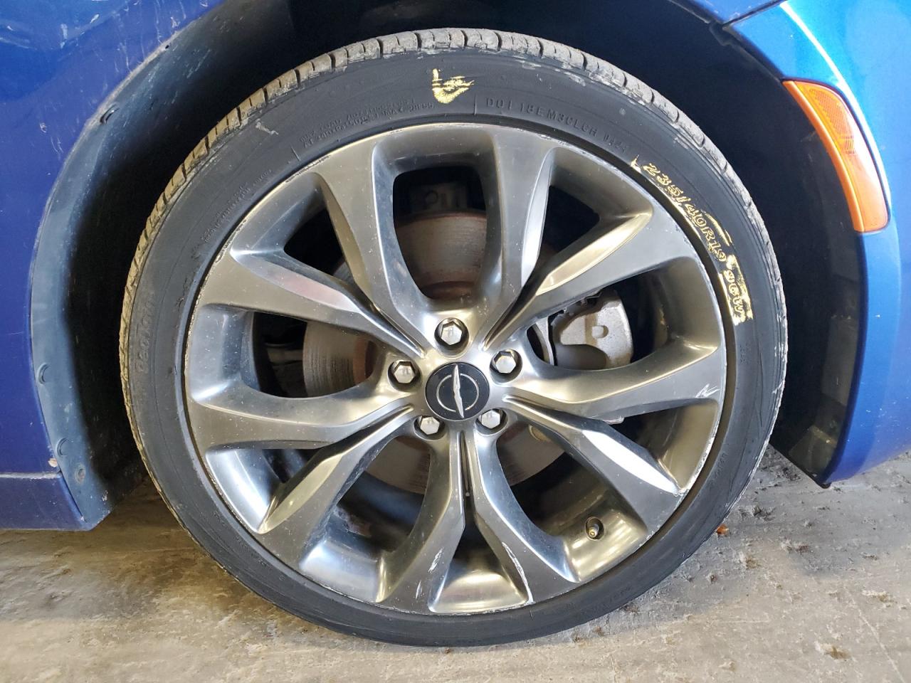 2015 Chrysler 200 S Blue vin: 1C3CCCDG3FN598078 Damage: Right Front Wheel, Curb Rash, > 12 Inches