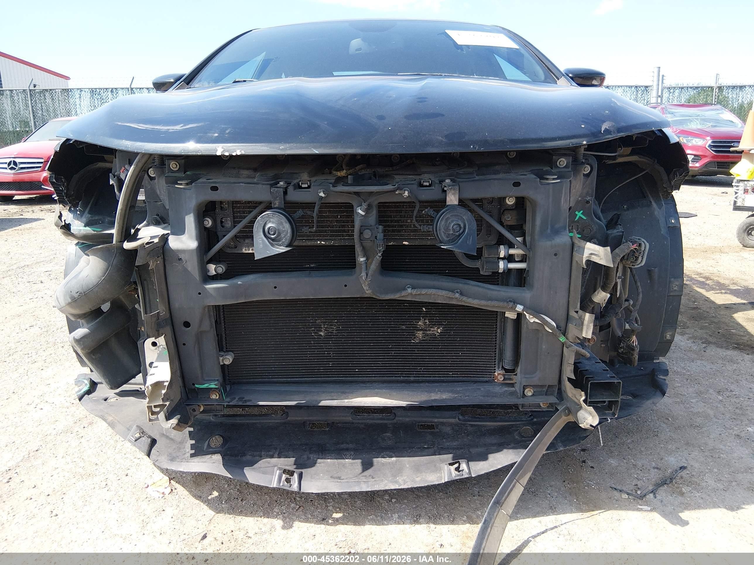 2015 Chrysler 200 S Черный vin: 1C3CCCDG4FN589633