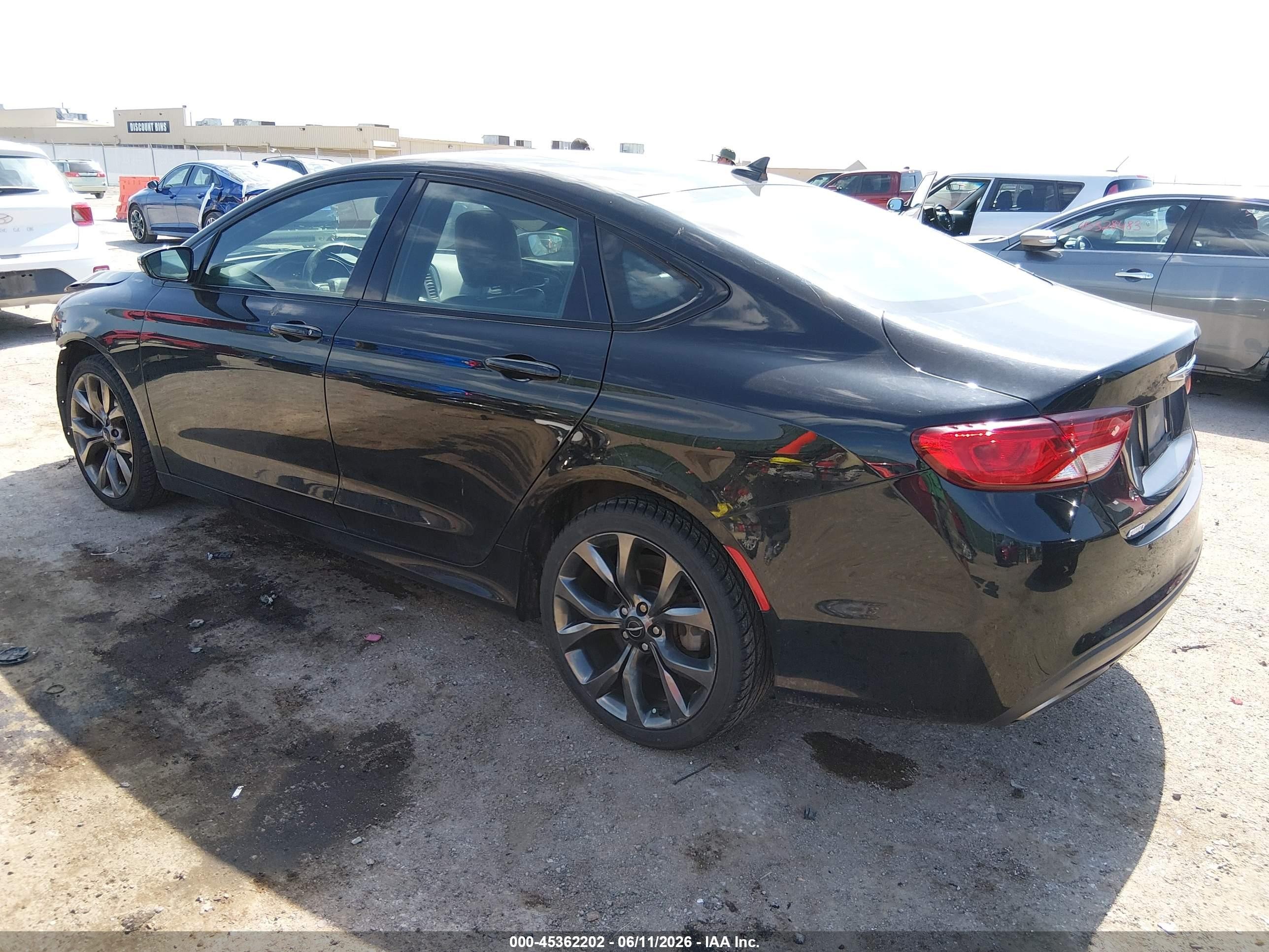 2015 Chrysler 200 S Черный vin: 1C3CCCDG4FN589633