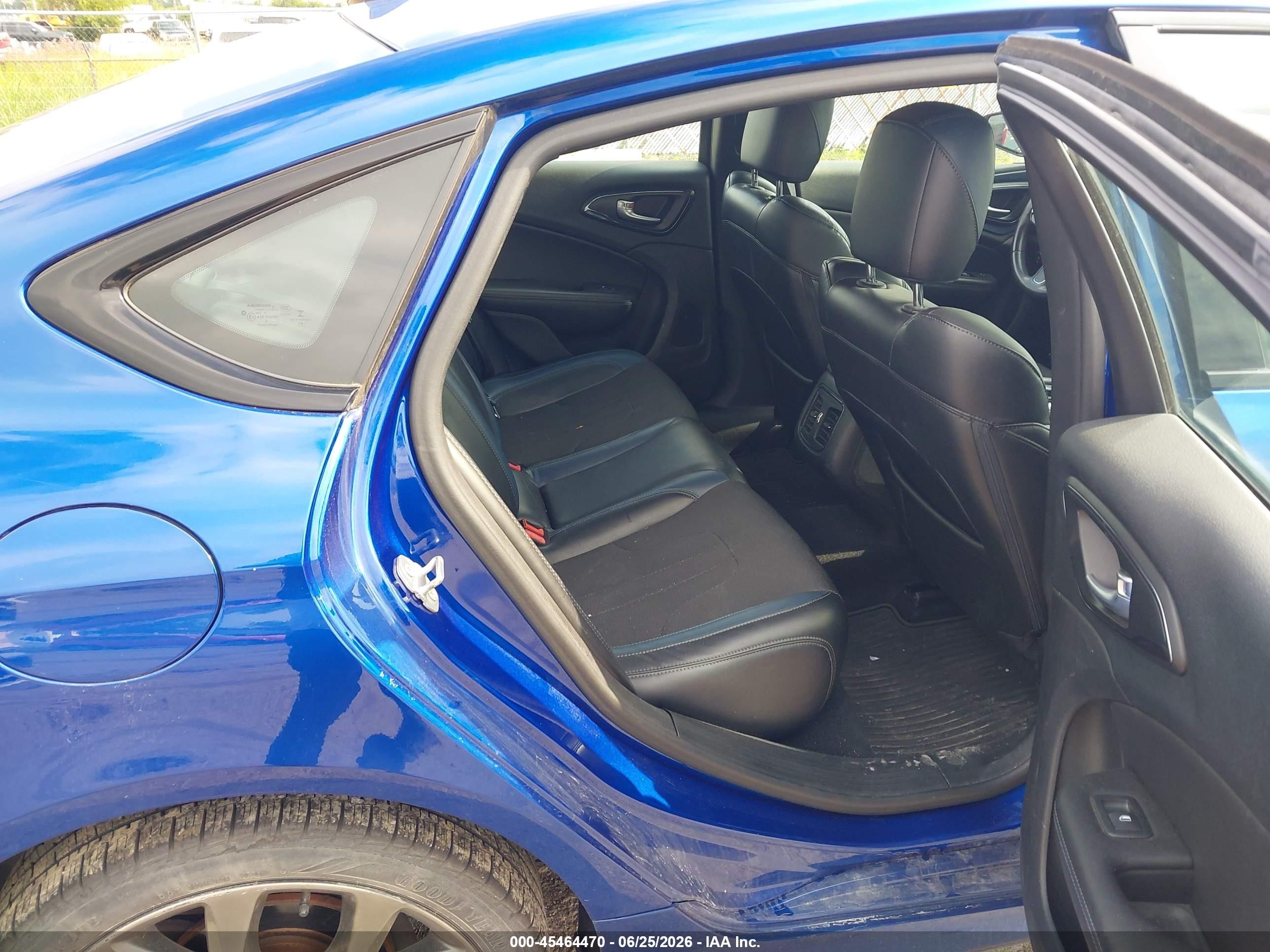 2015 Chrysler 200 S Синий vin: 1C3CCCDG7FN656614