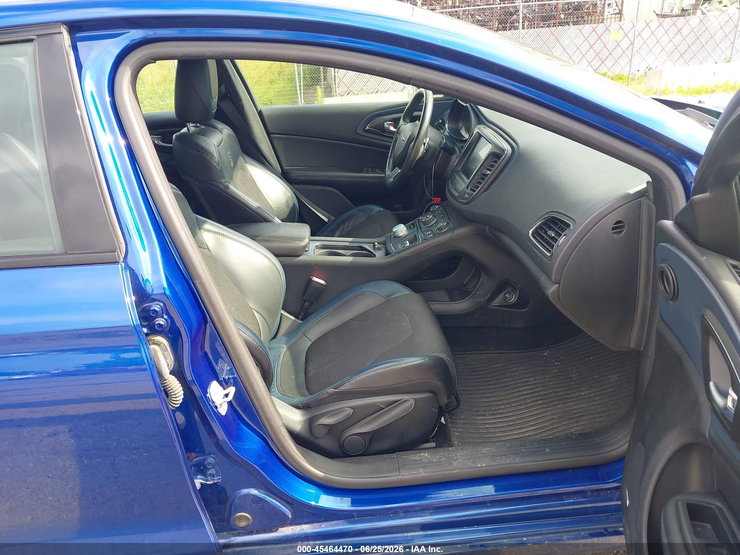 2015 Chrysler 200 S Синий vin: 1C3CCCDG7FN656614