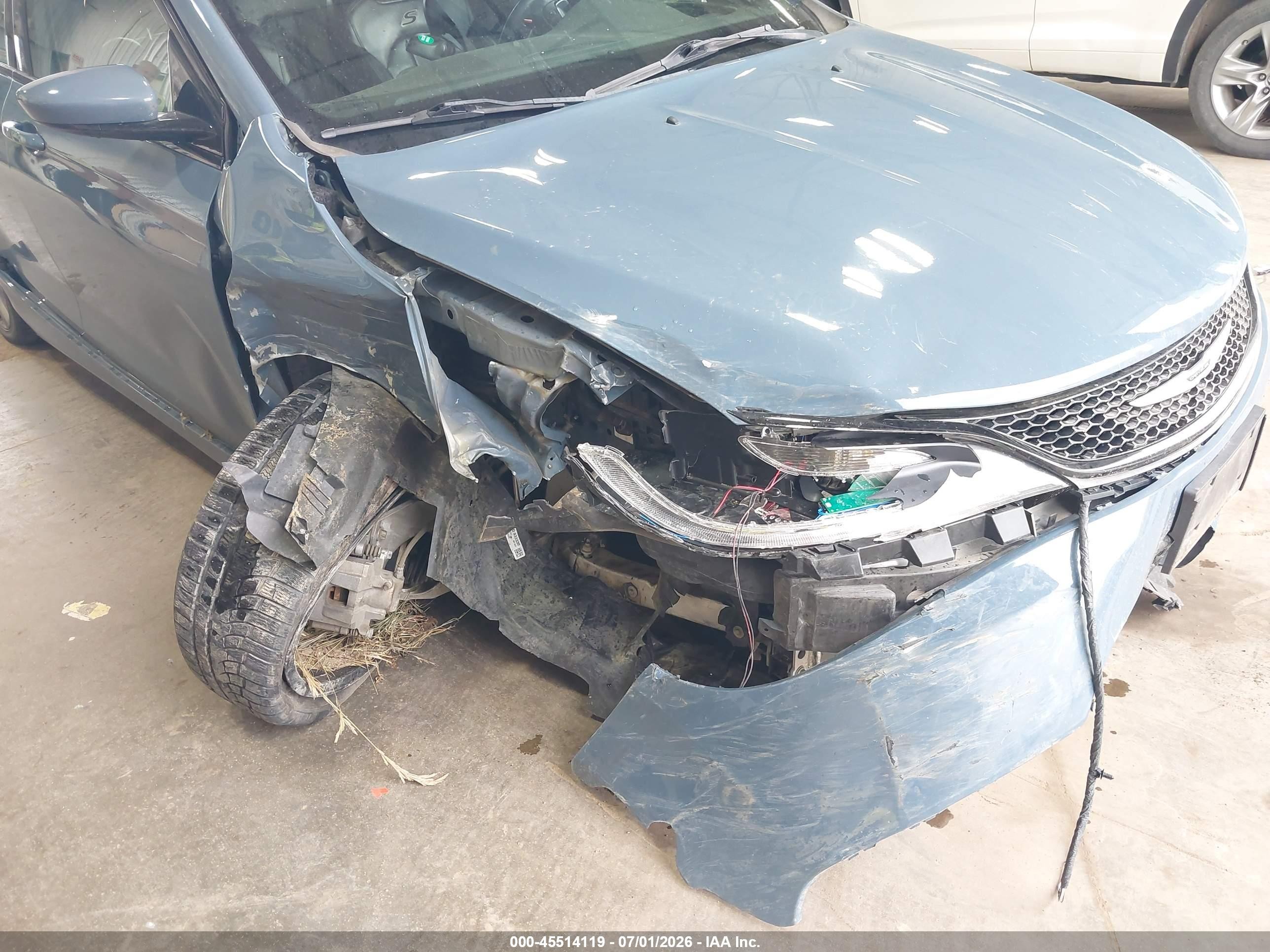 2015 Chrysler 200 S Blue vin: 1C3CCCDG7FN718027