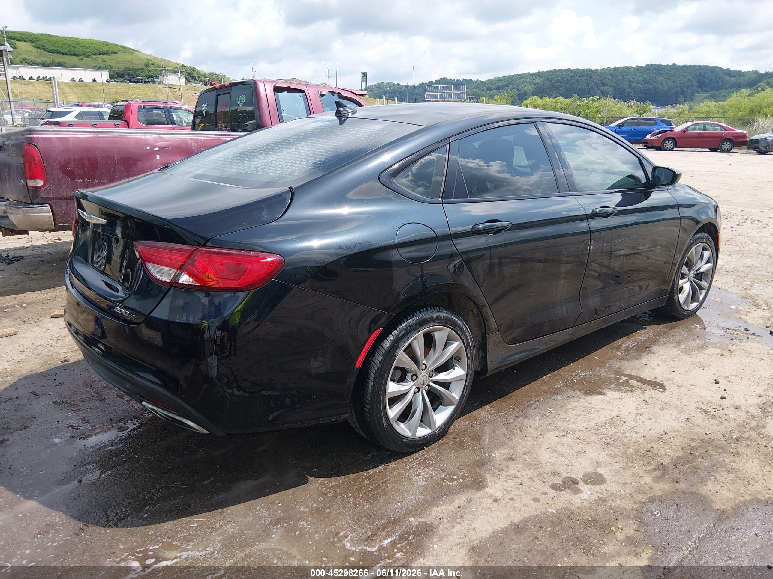 2015 Chrysler 200 S Black vin: 1C3CCCDG8FN610760