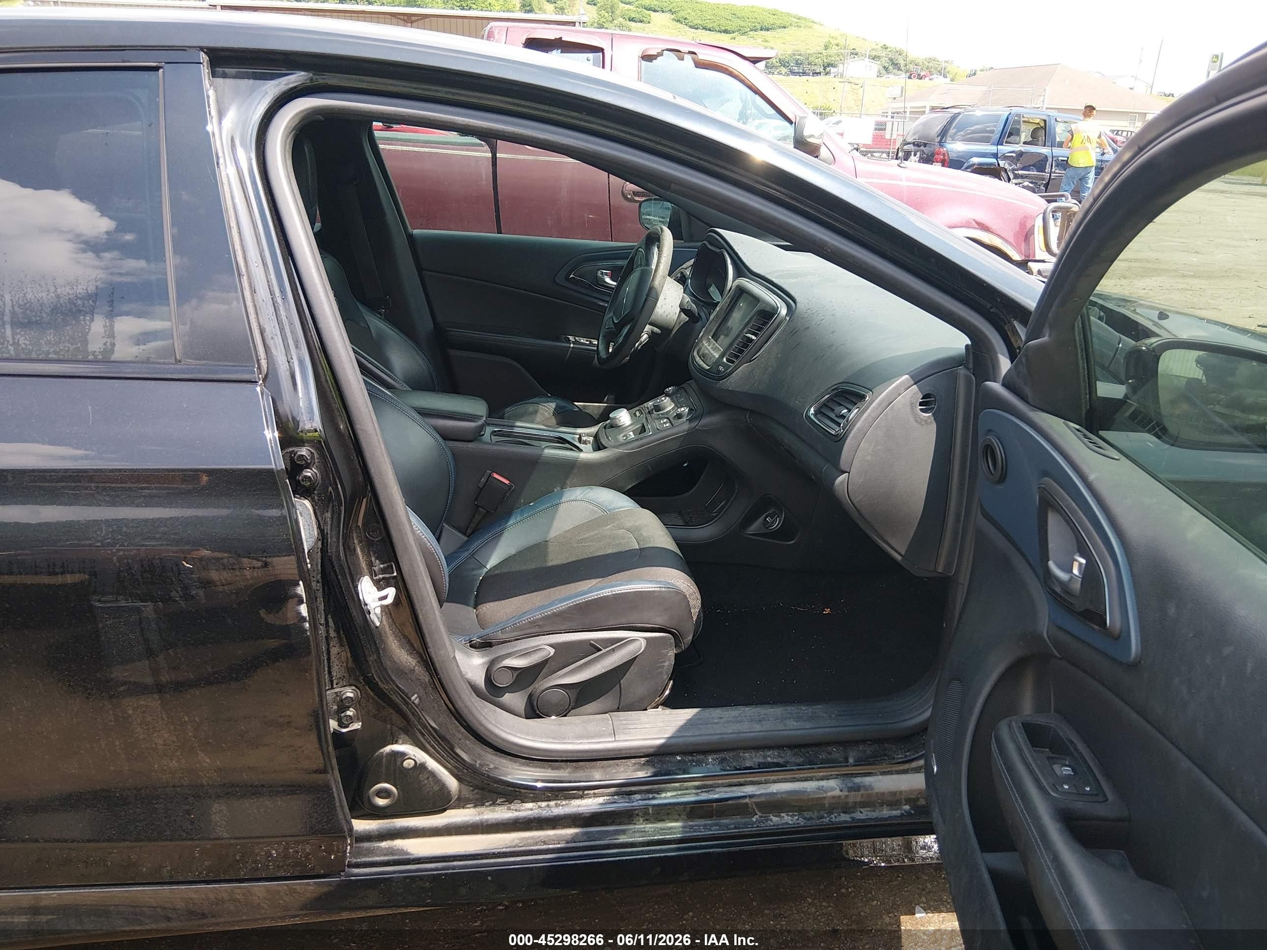 2015 Chrysler 200 S Black vin: 1C3CCCDG8FN610760