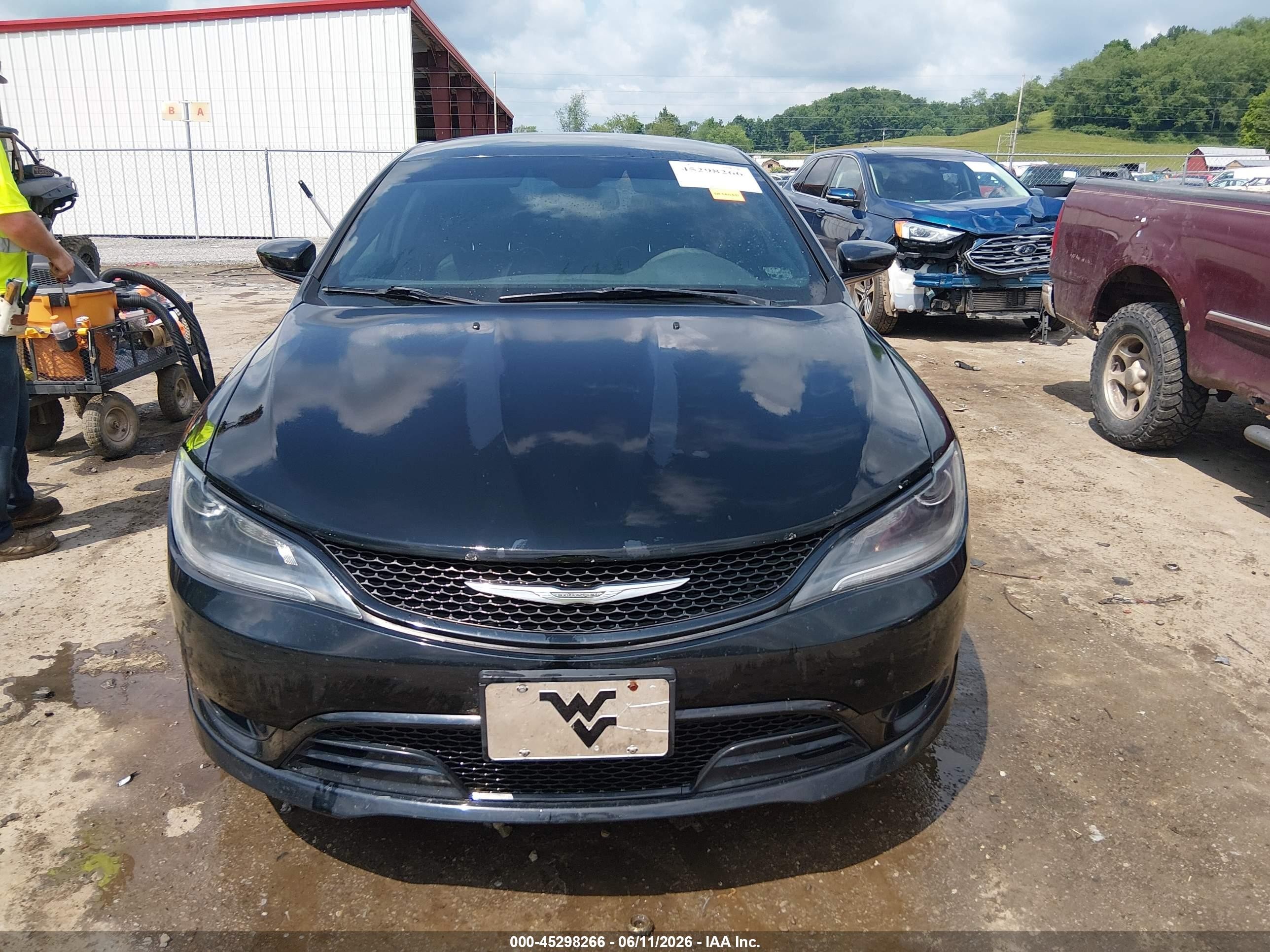 2015 Chrysler 200 S Black vin: 1C3CCCDG8FN610760