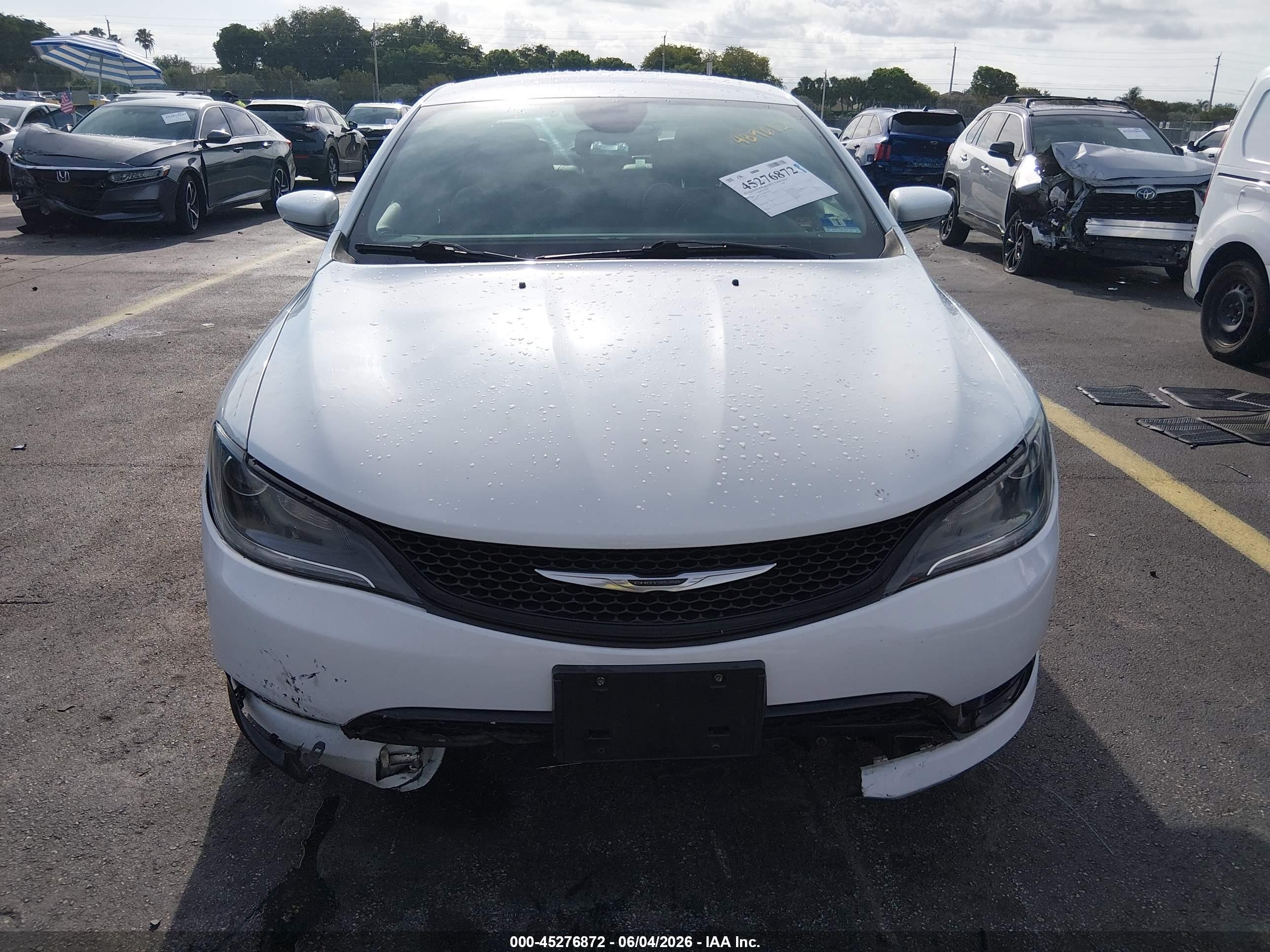 2015 Chrysler 200 S Белый vin: 1C3CCCDG8FN630359