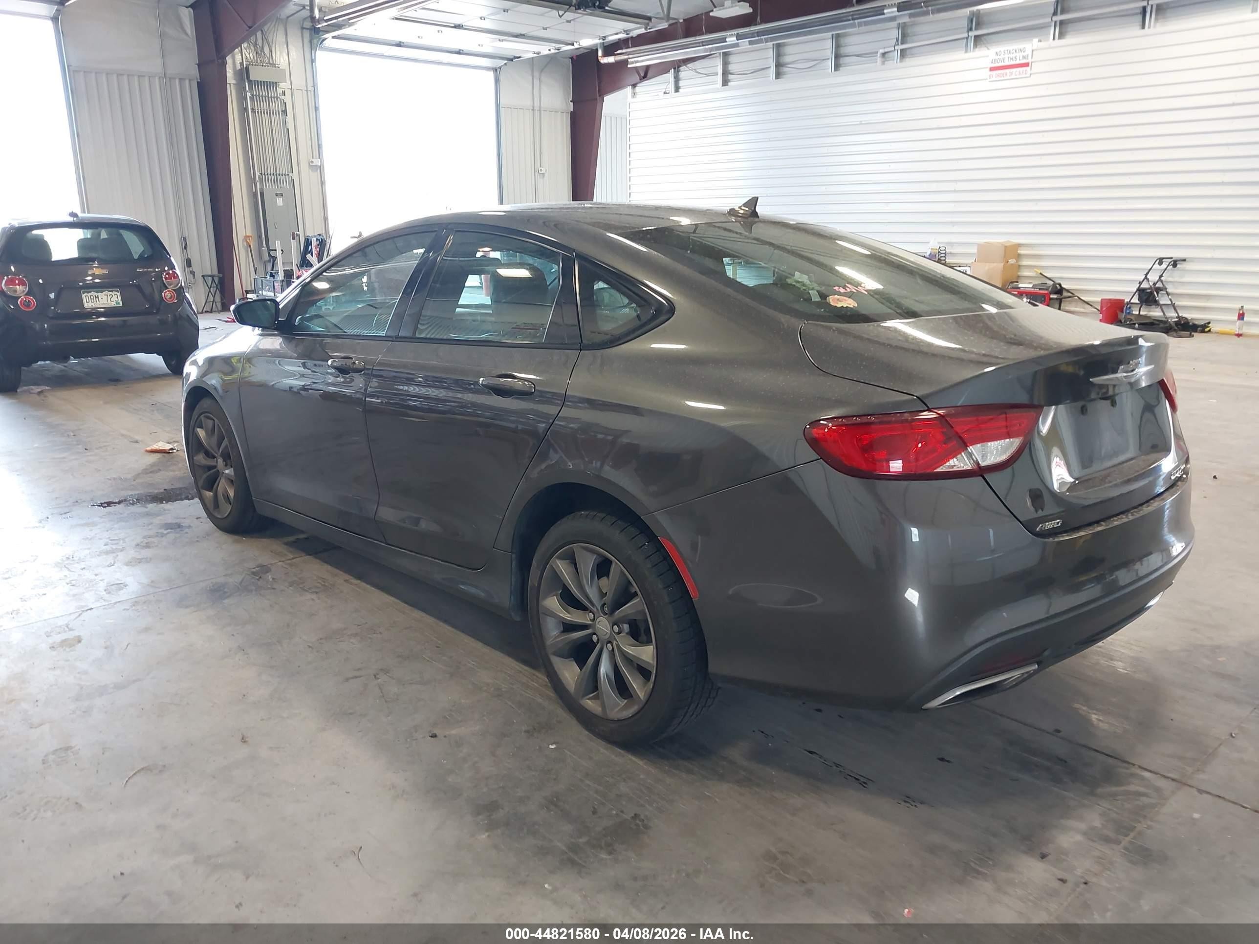 2015 Chrysler 200 S Gray vin: 1C3CCCDGXFN523149