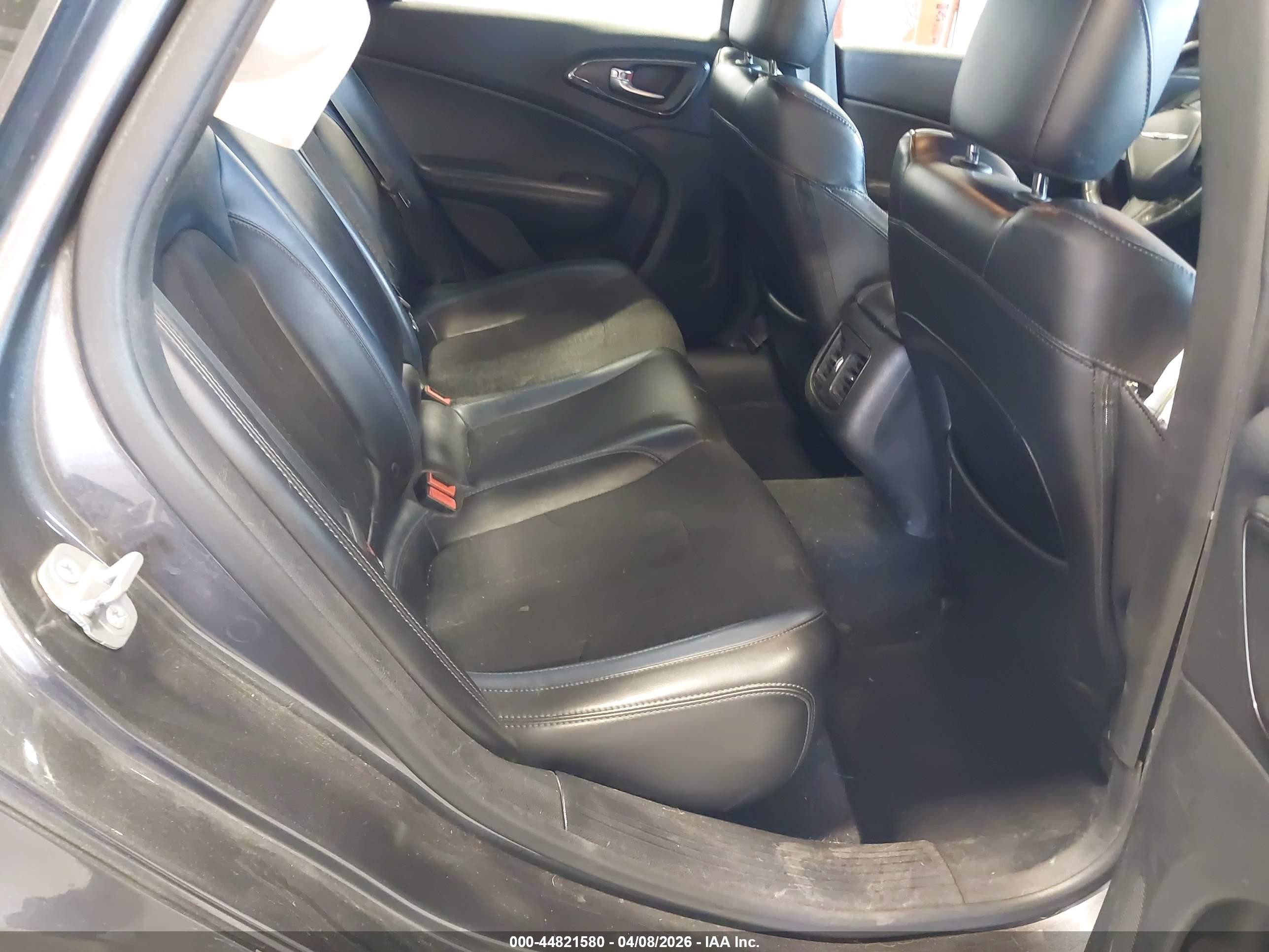 2015 Chrysler 200 S Gray vin: 1C3CCCDGXFN523149