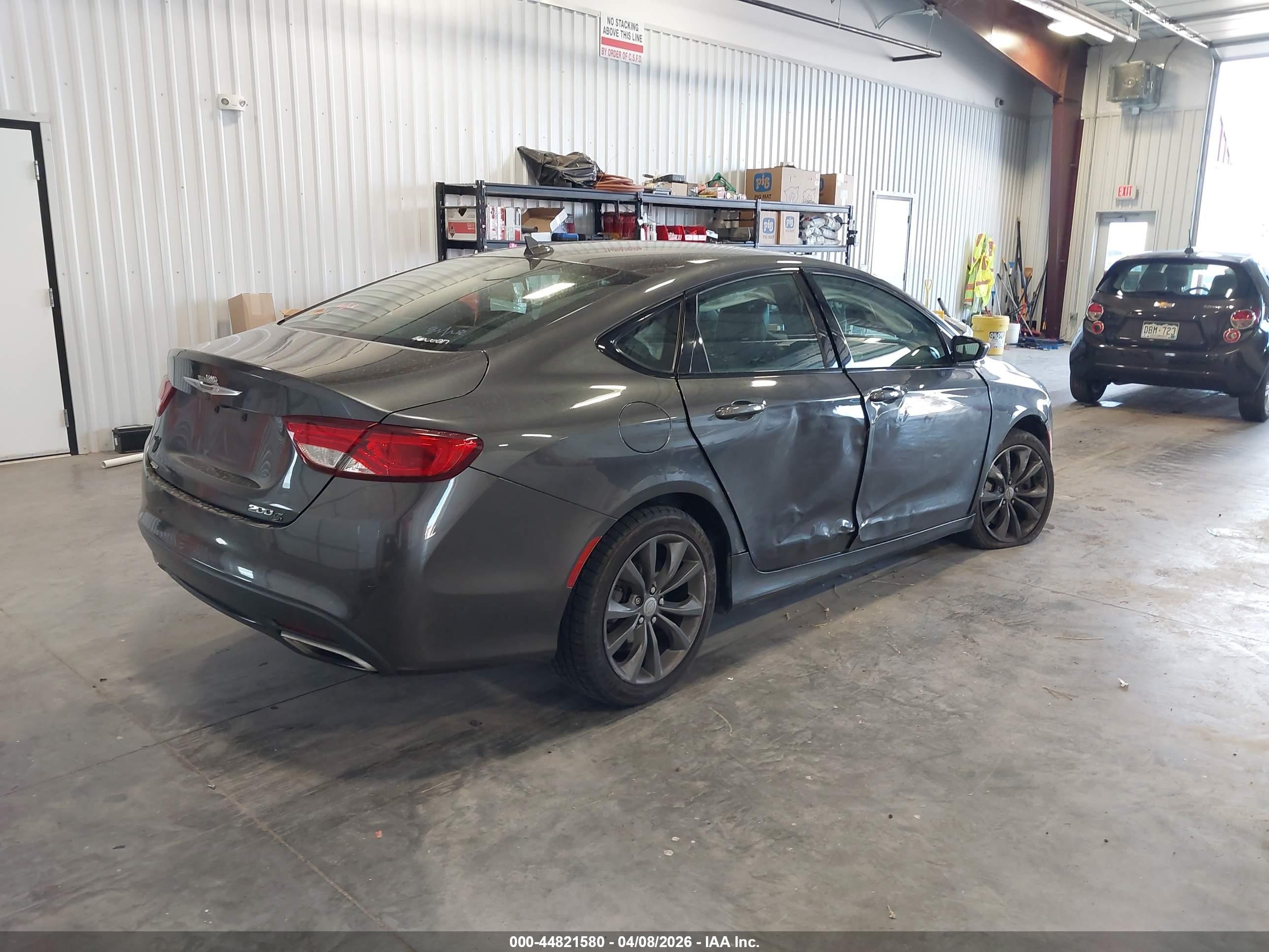 2015 Chrysler 200 S Gray vin: 1C3CCCDGXFN523149