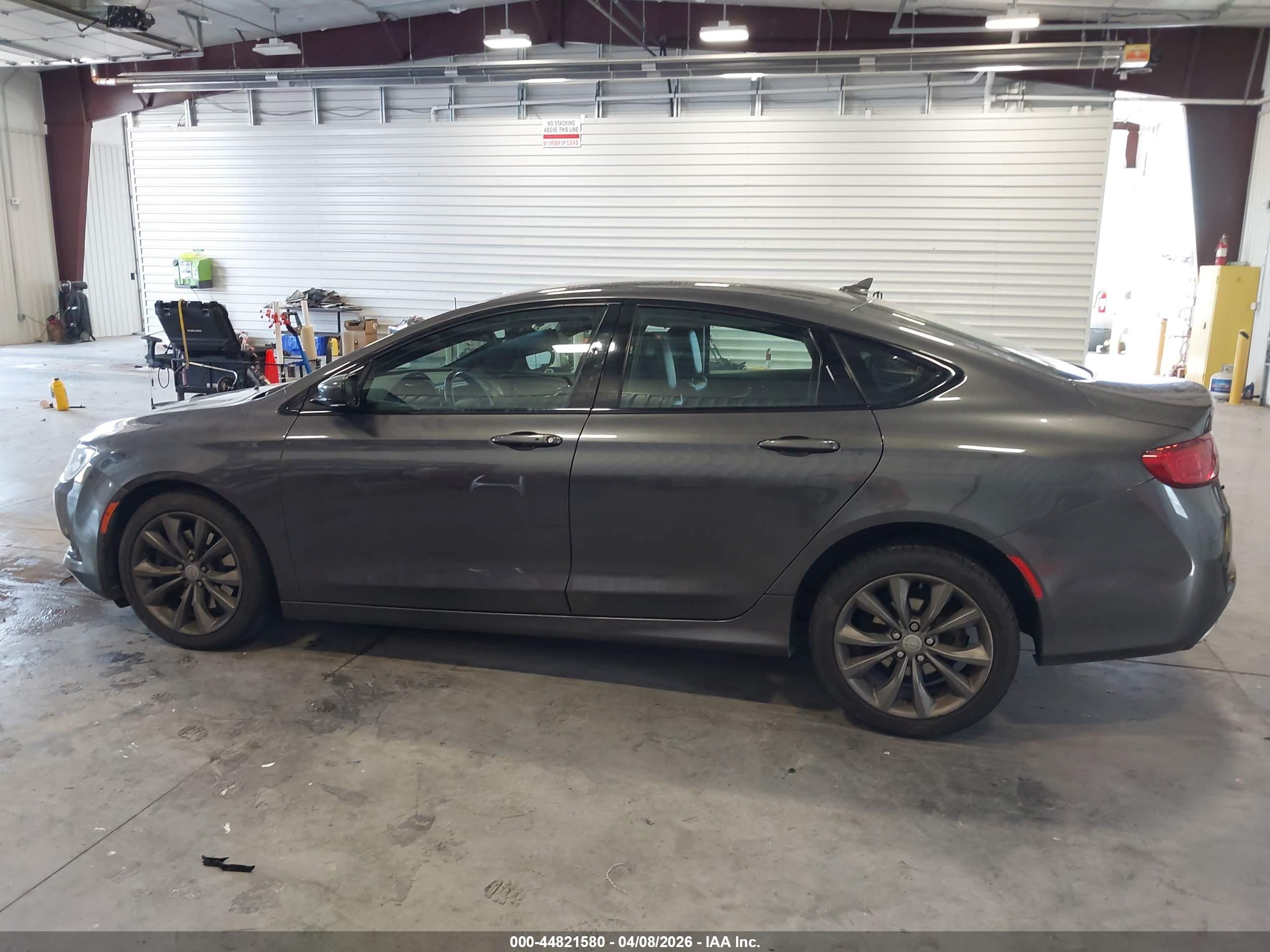 2015 Chrysler 200 S Gray vin: 1C3CCCDGXFN523149