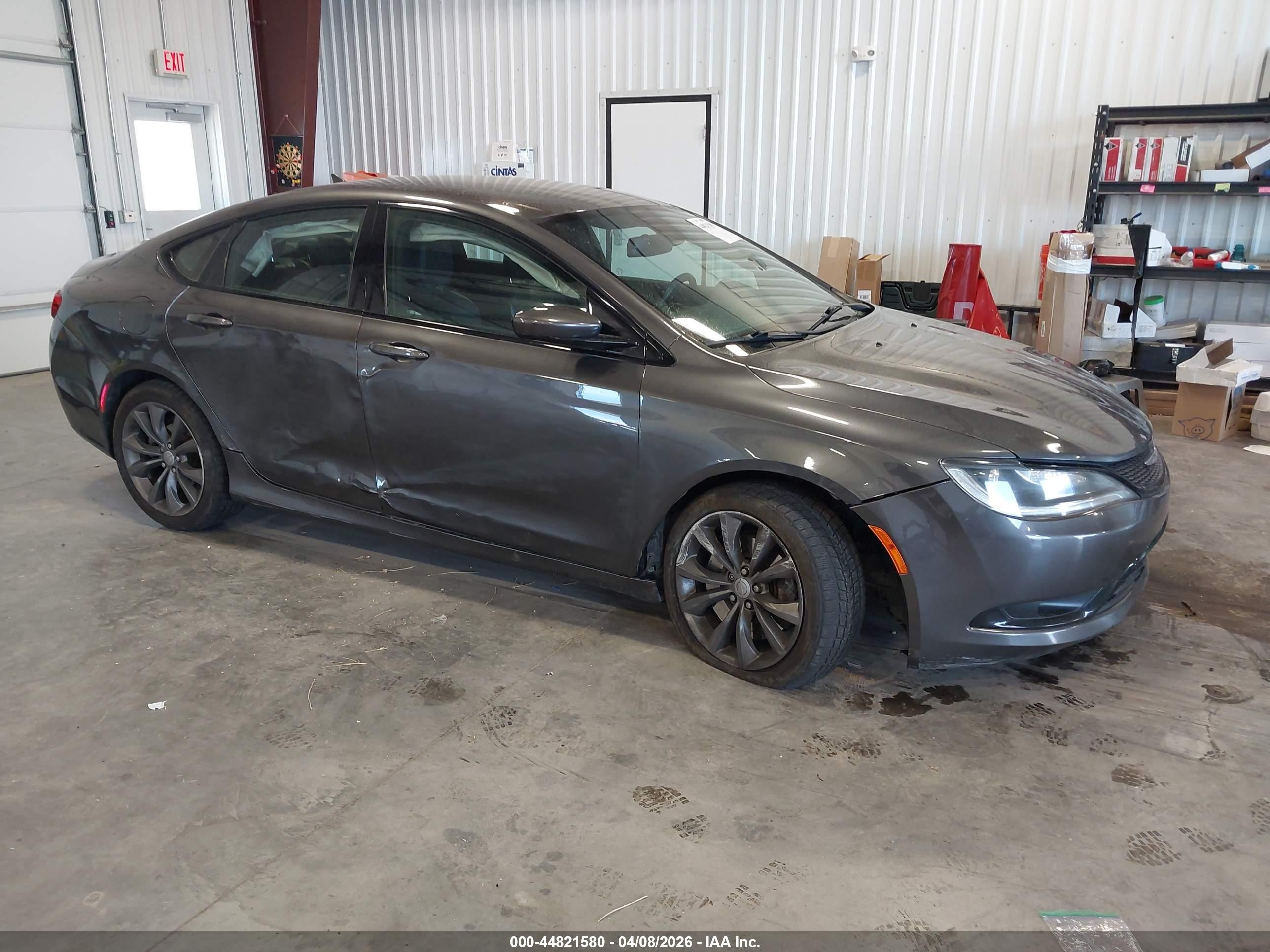 2015 Chrysler 200 S Gray vin: 1C3CCCDGXFN523149