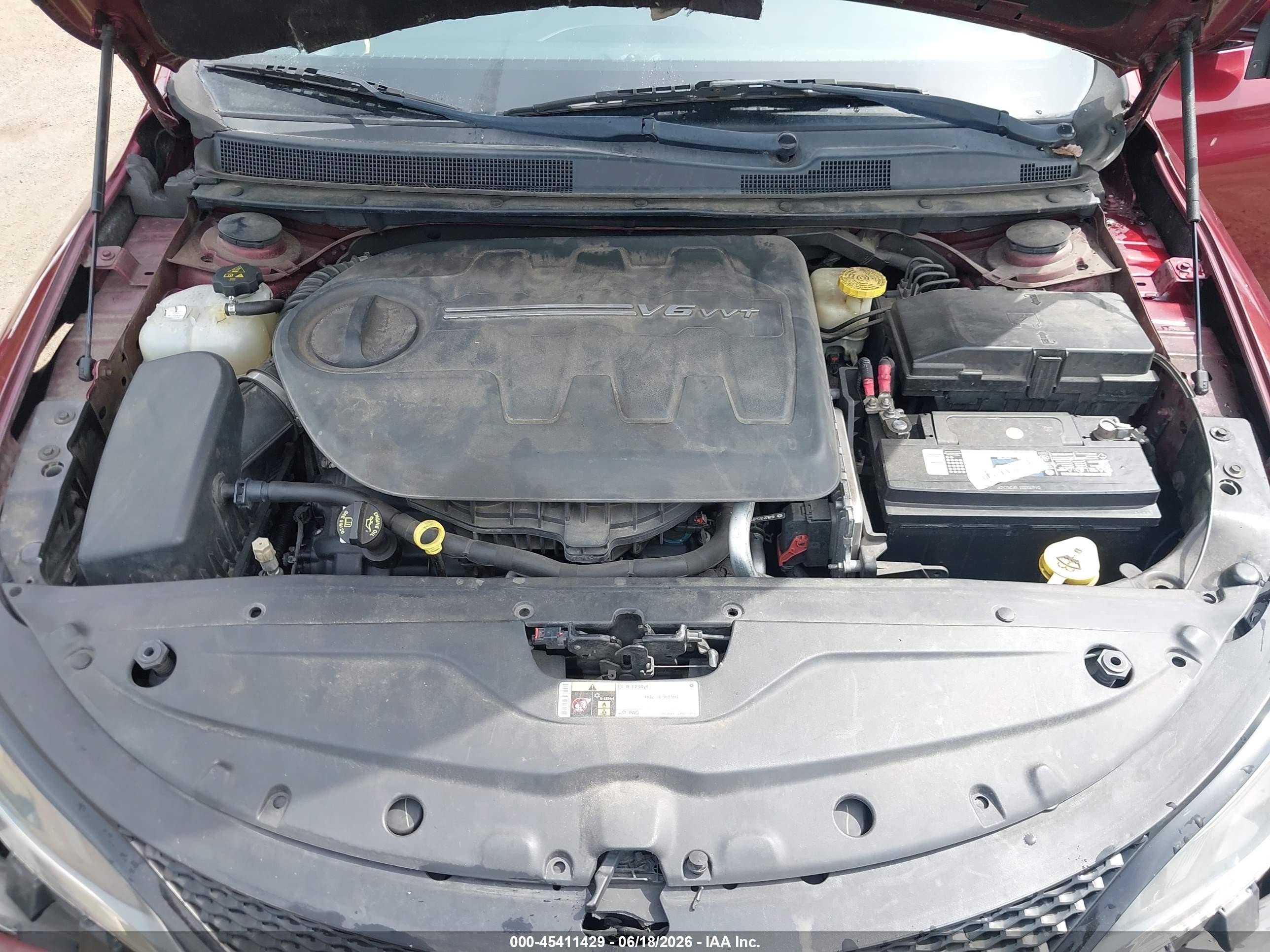 2015 Chrysler 200 S Burgundy vin: 1C3CCCDGXFN644294